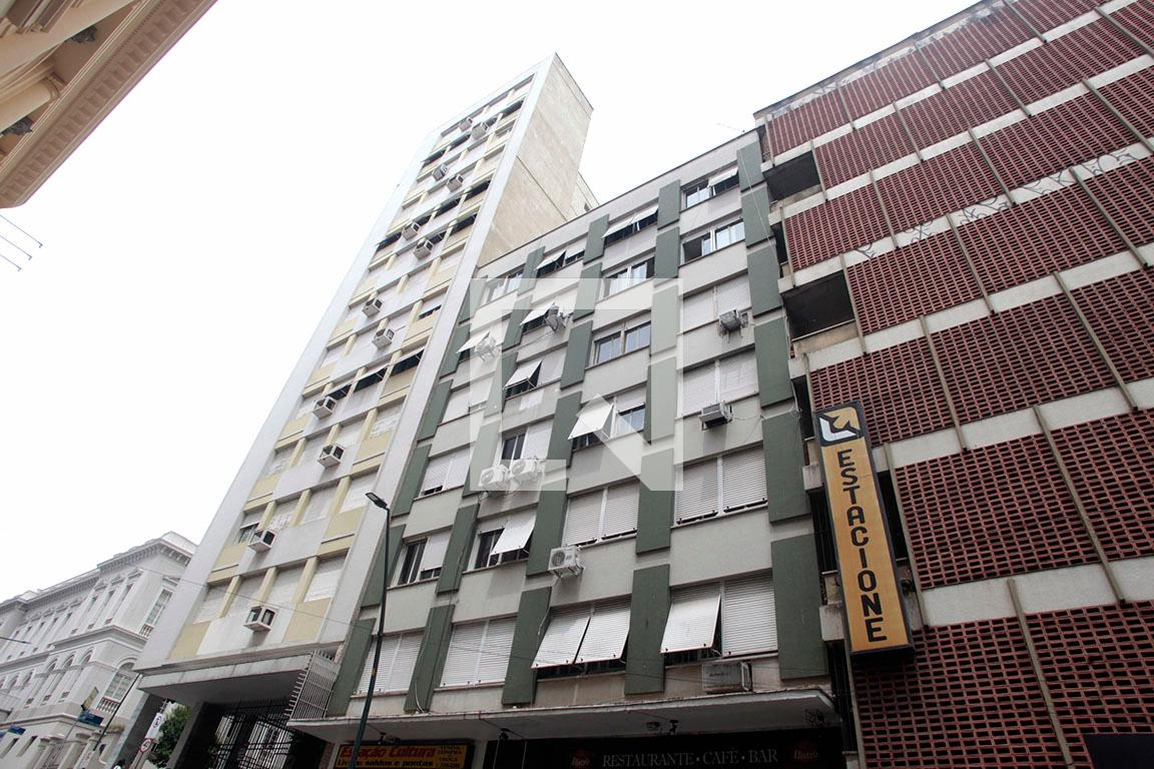 Fachada Condomínio Salatiel de Barros