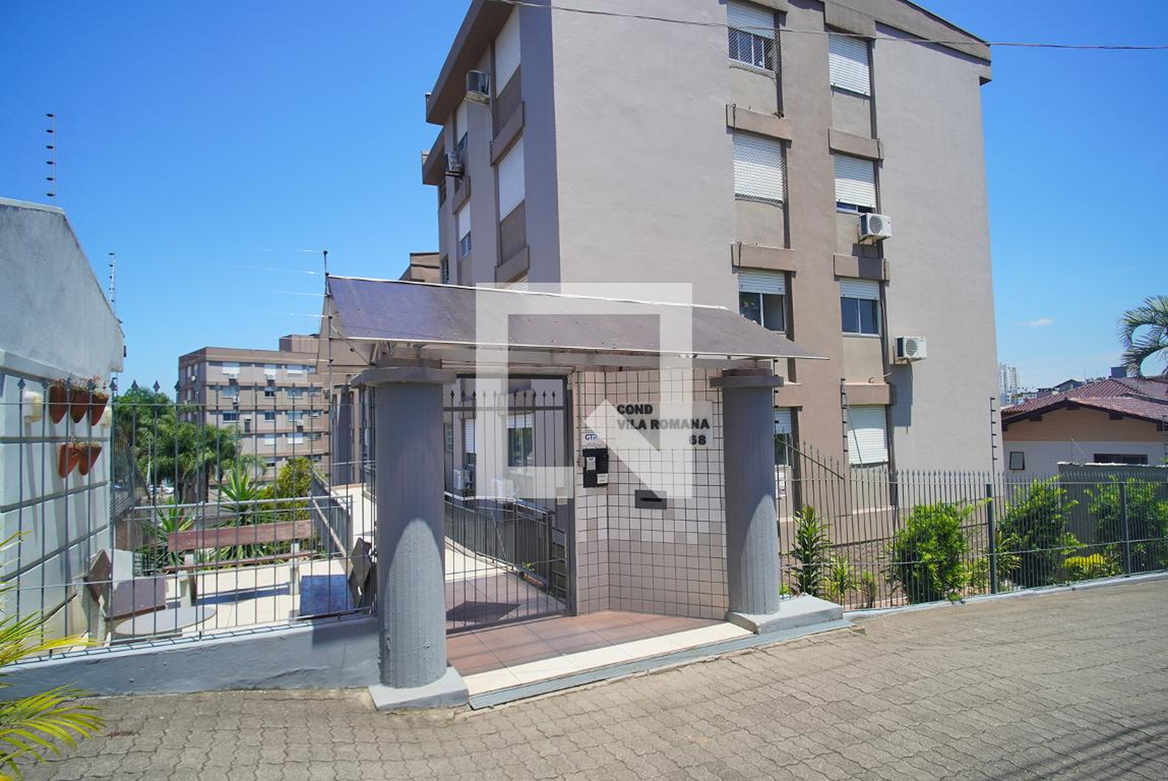 Fachada Condomínio Vila Romana