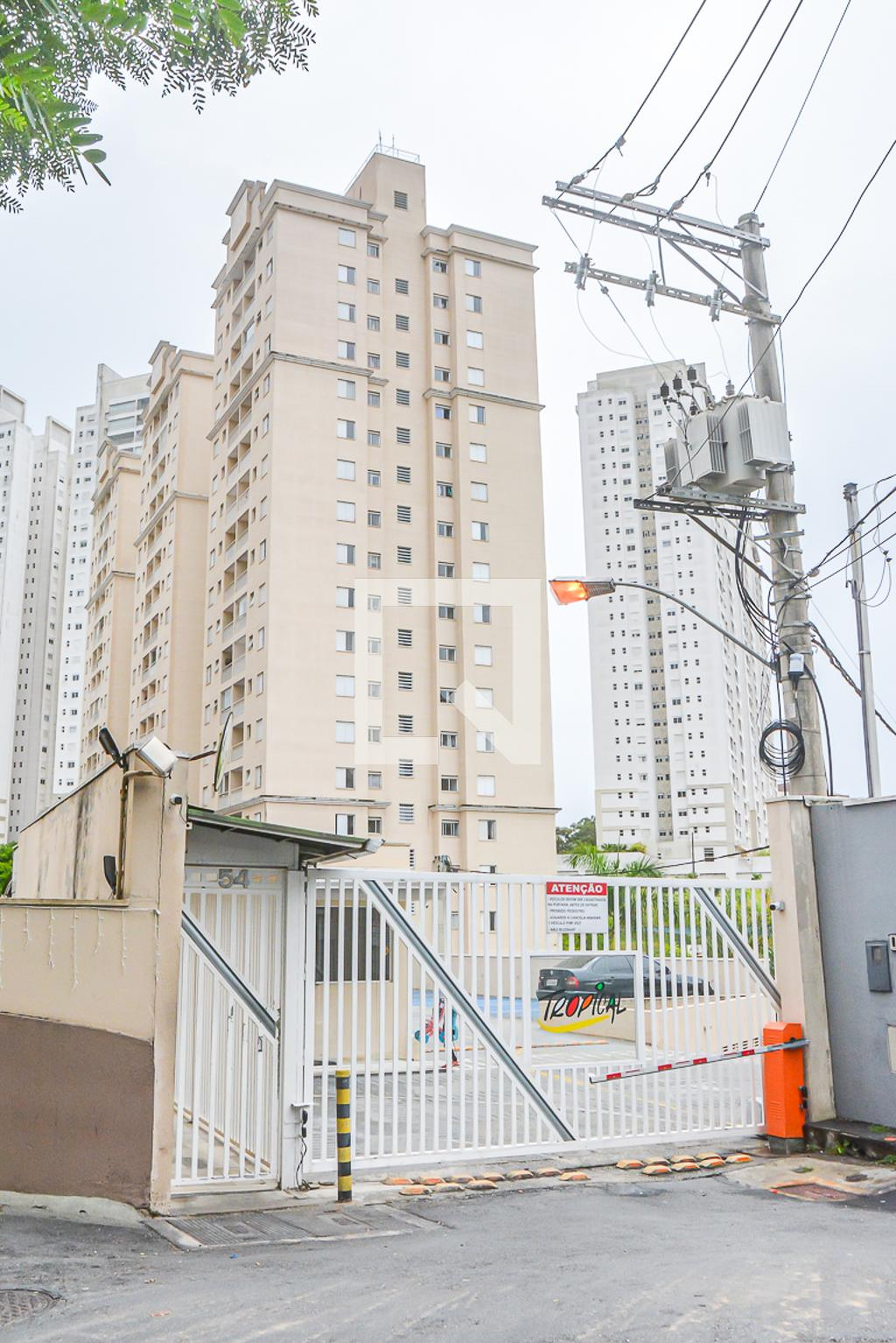 Fachada do Prédio Residencial Tropical