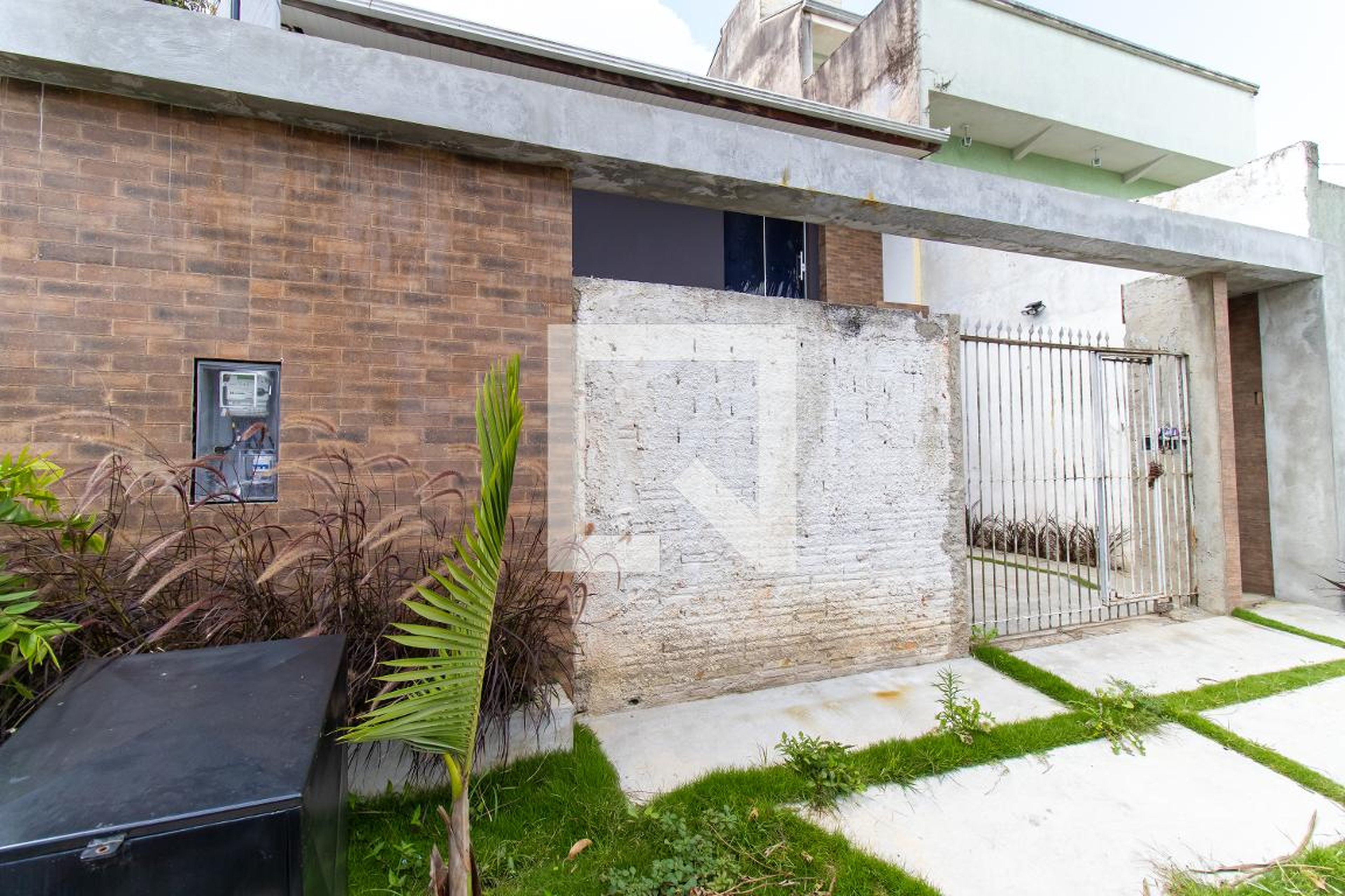 Fachada Condomínio em Rua Rogerio Gomes, 29