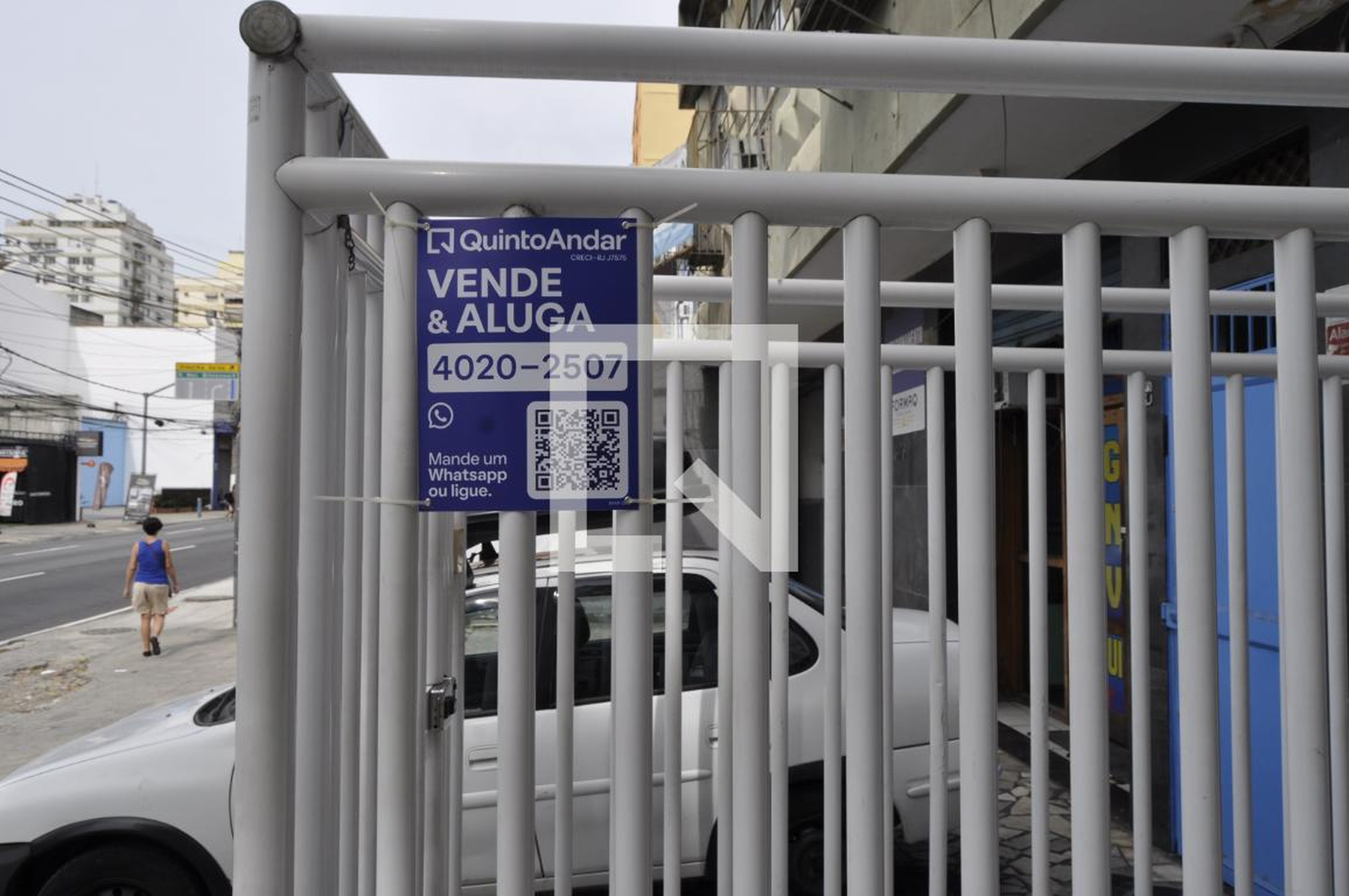 Fachada Condomínio em Rua Vinte e Quatro de Maio, 374