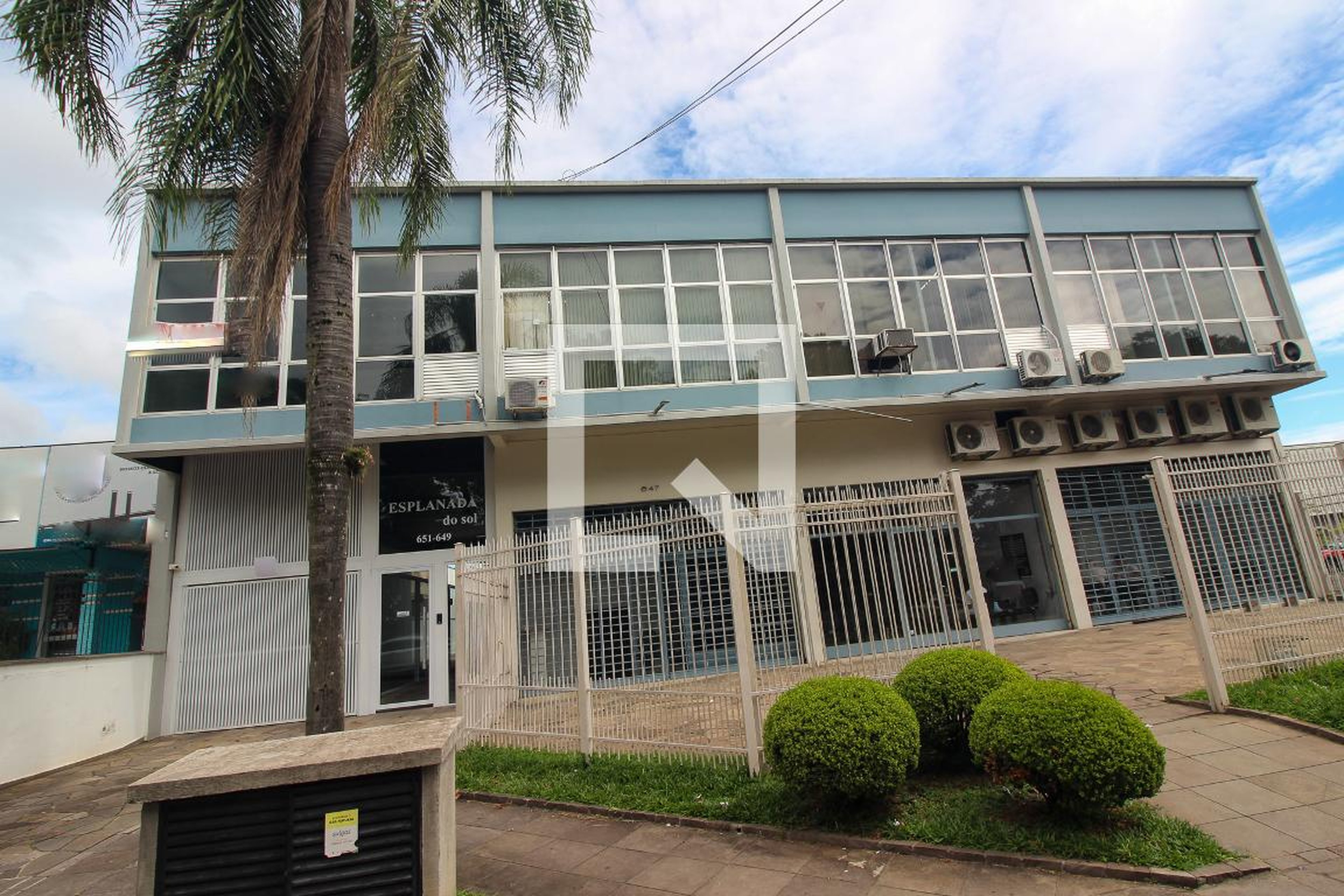 Fachada do condomínio Condomínio Esplanada do Sol