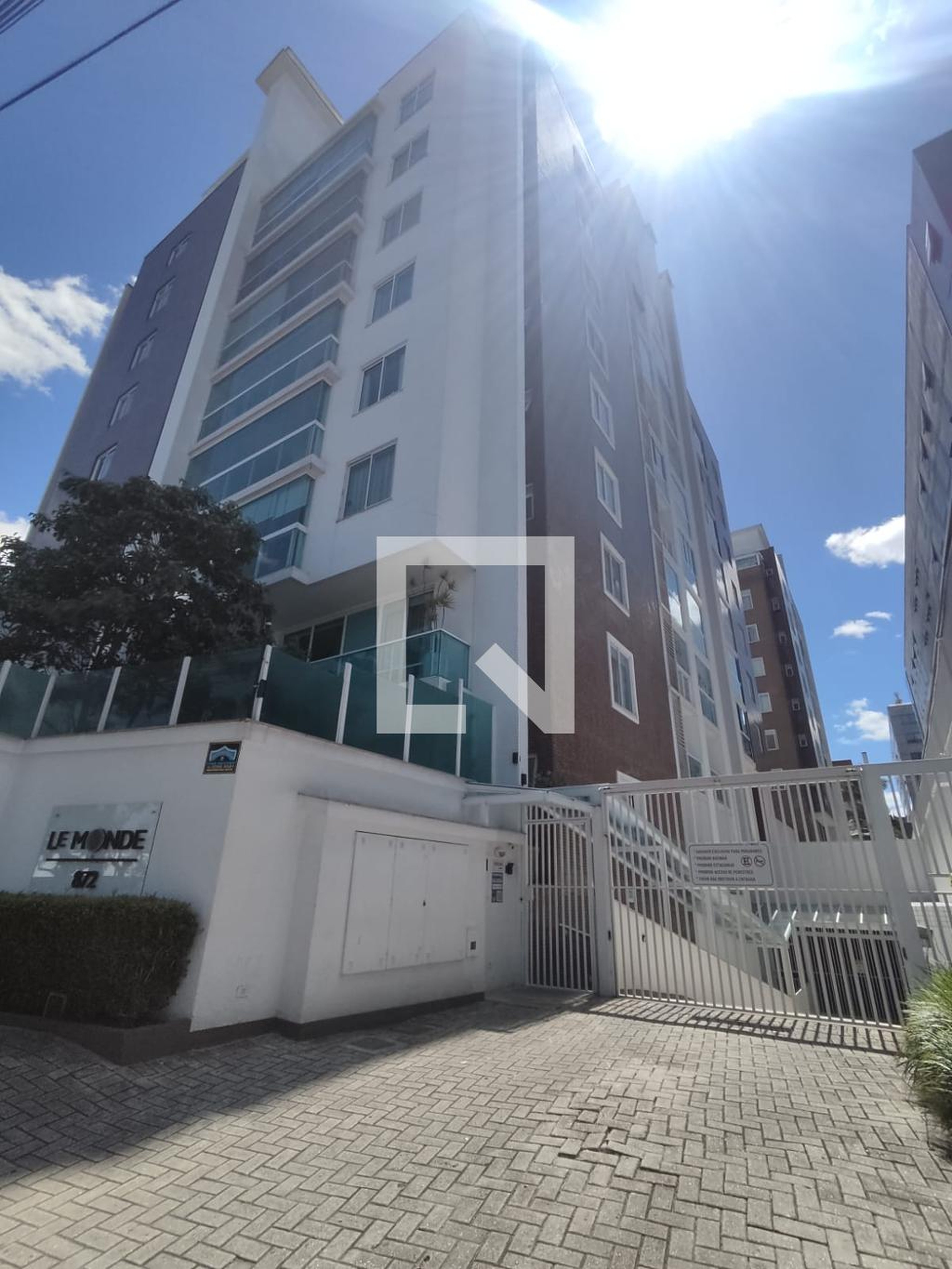 Fachada Condomínio Mal Hermes