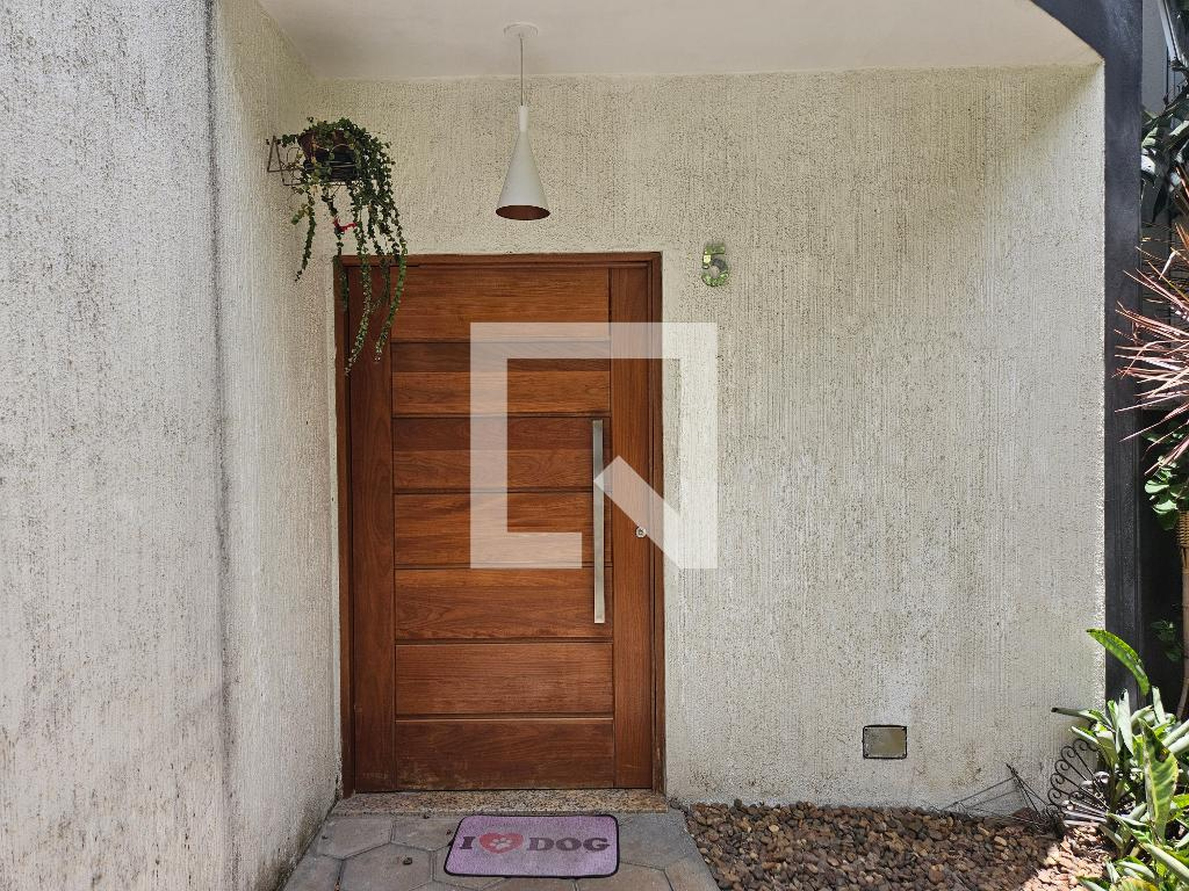 Fachada Condomínio em Rua Doutor Malta Cardoso, 236