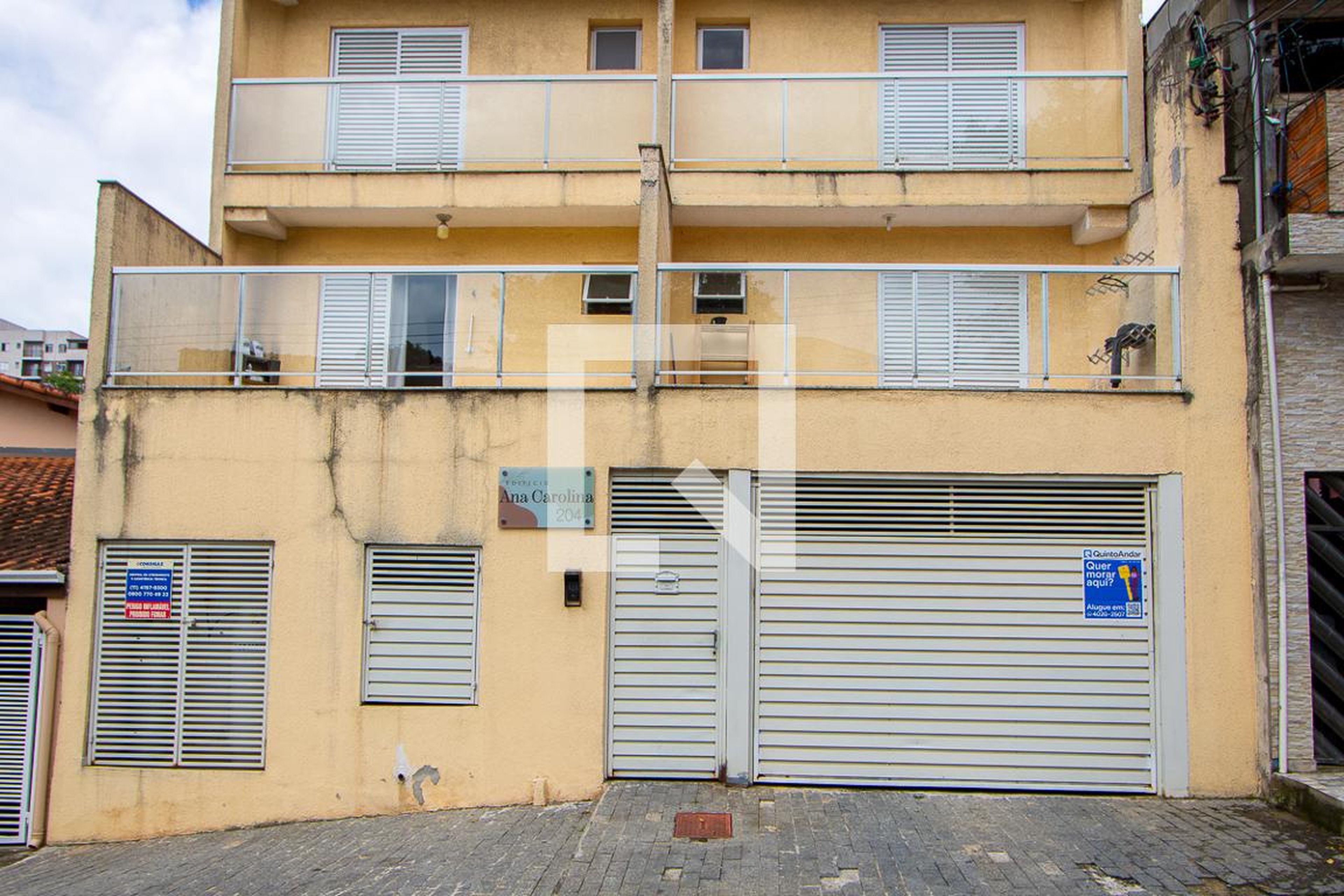 Fachada Condomínio em Rua Doutor Benedito Meireles Freire, 204