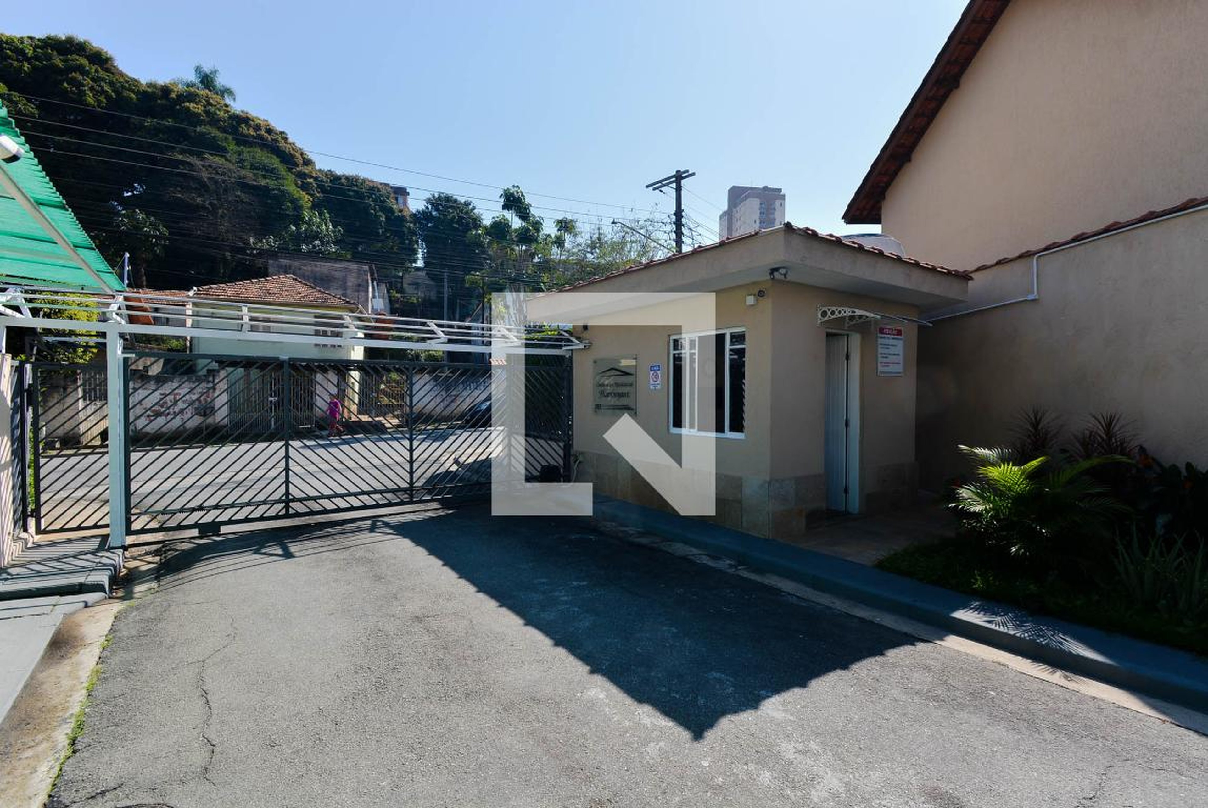 Entrada Social - Residencial Flamboyant