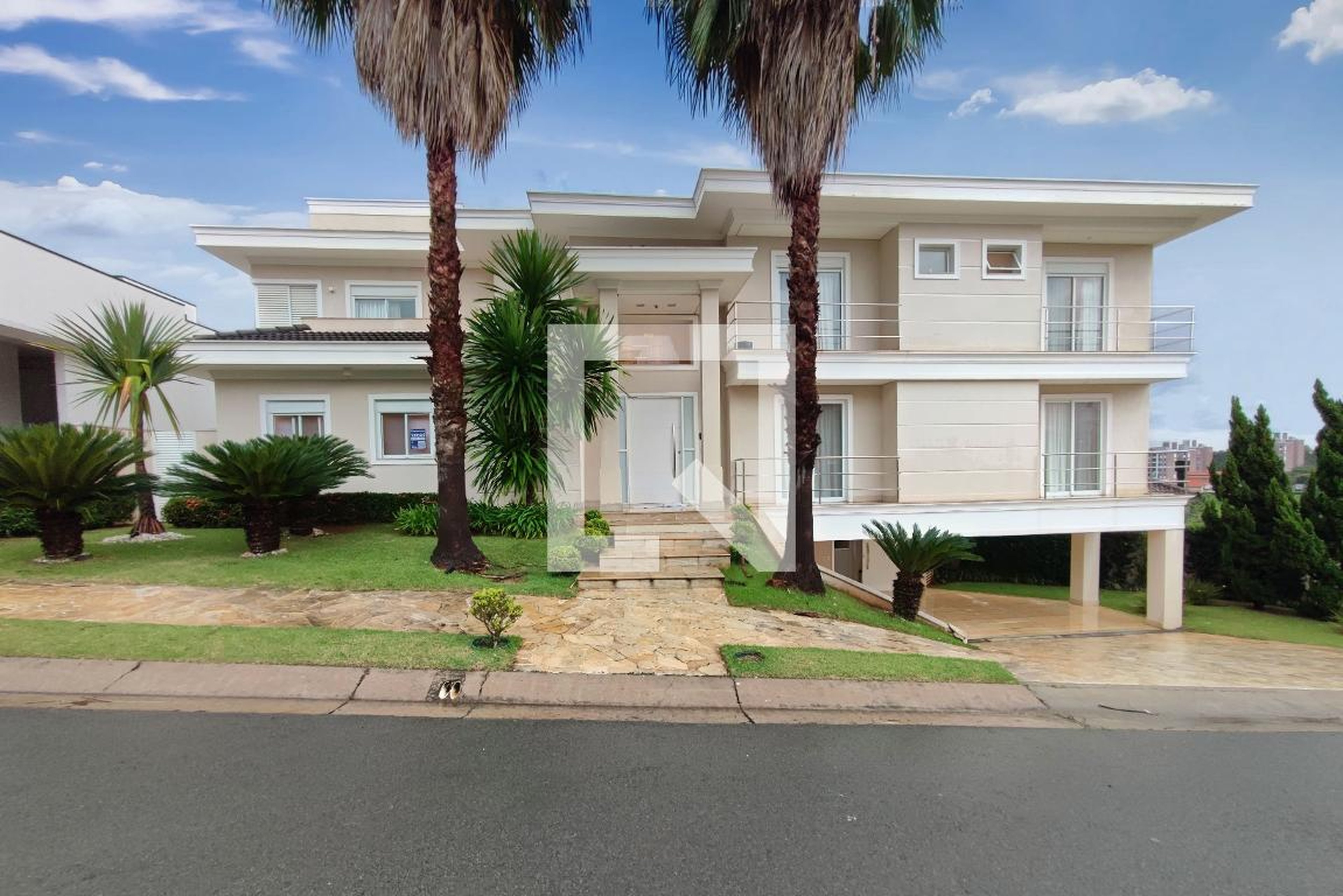 Fachada Condomínio em Rua Francisco Geremias, 20