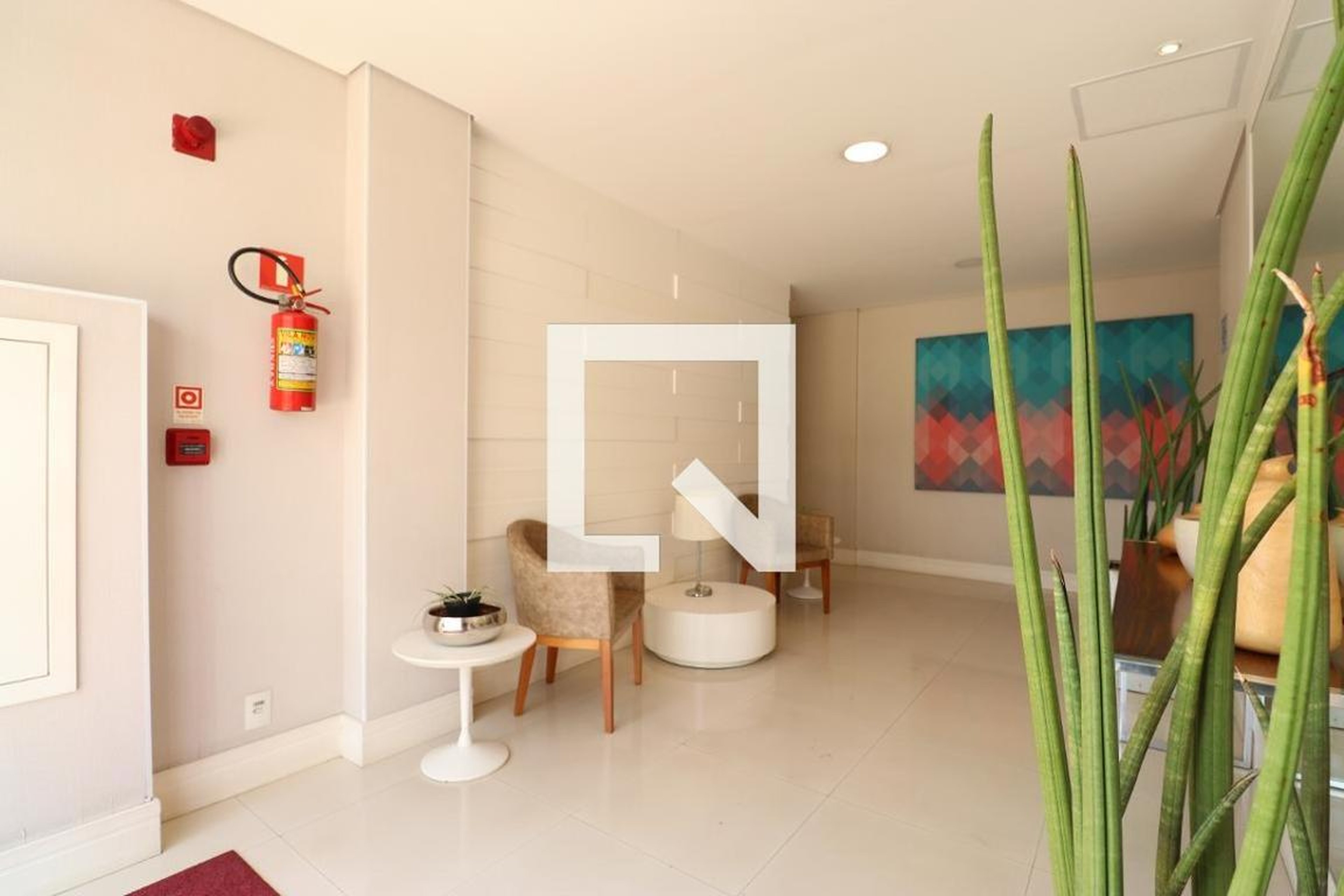Hall - Sunday Vila Romana