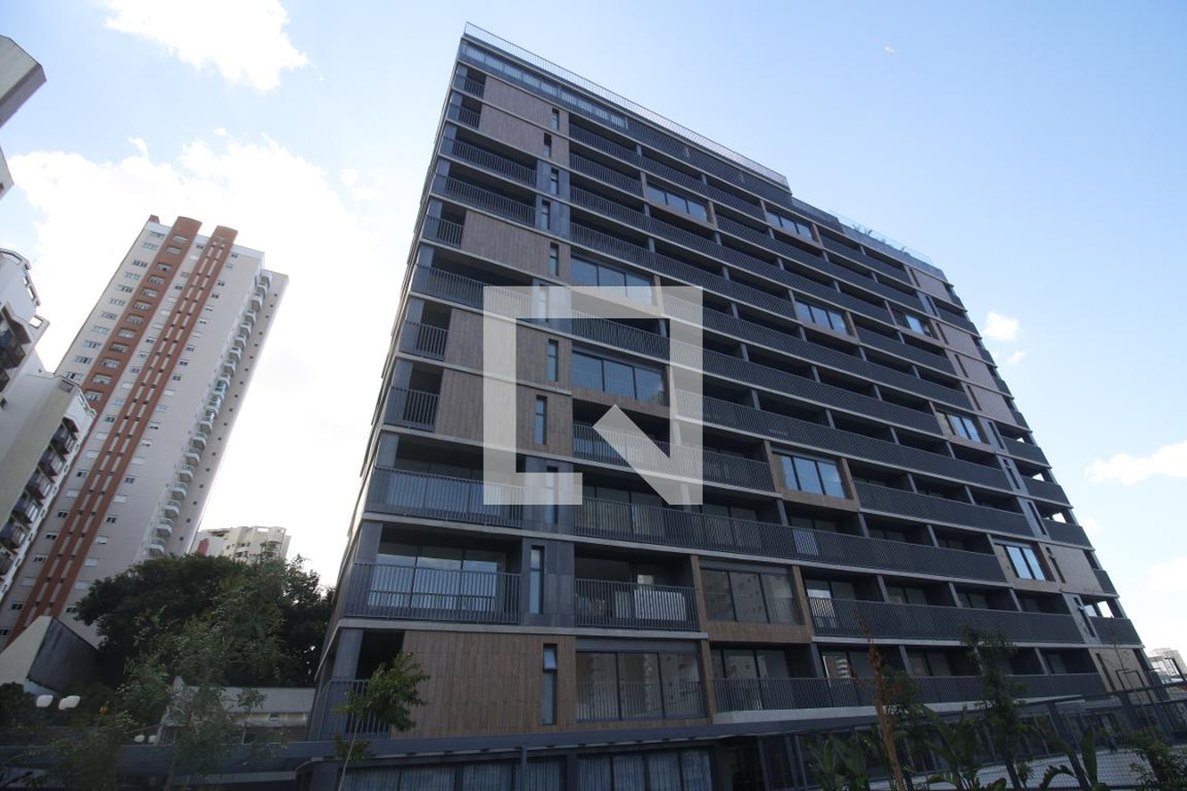 Fachada Condomínio em Rua Antônio Camardo, 750