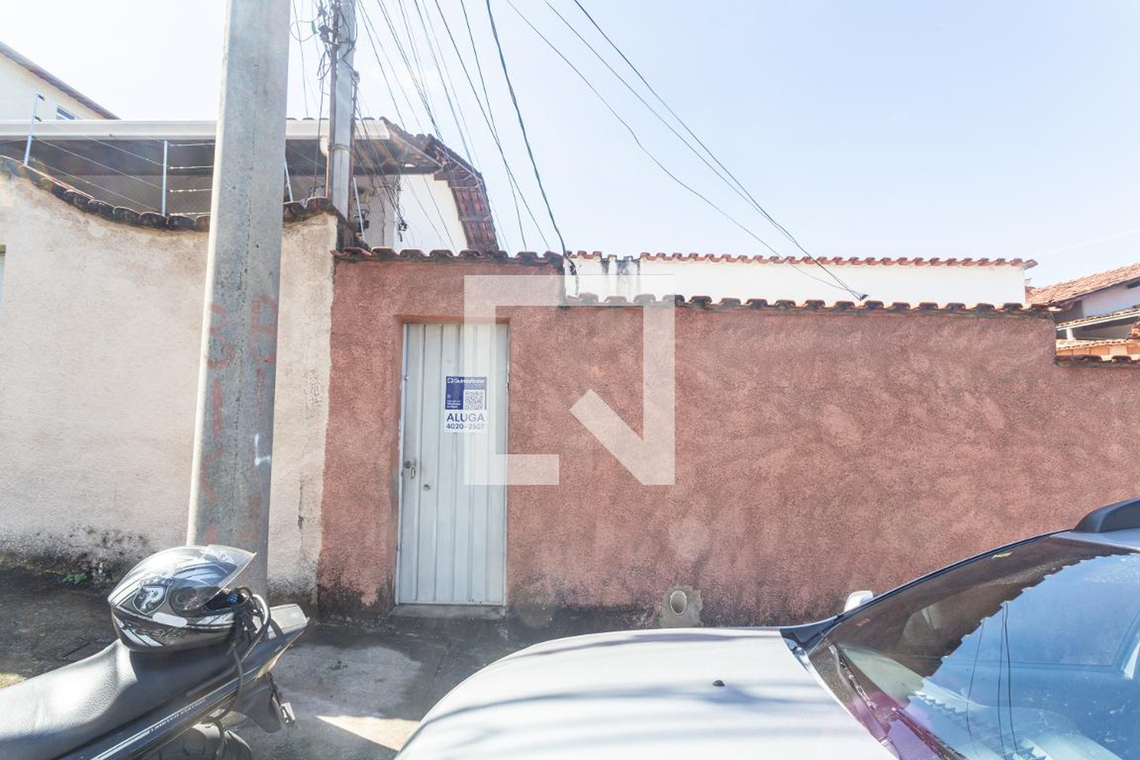 Fachada Condomínio em Rua Fernando Lôbo, 442