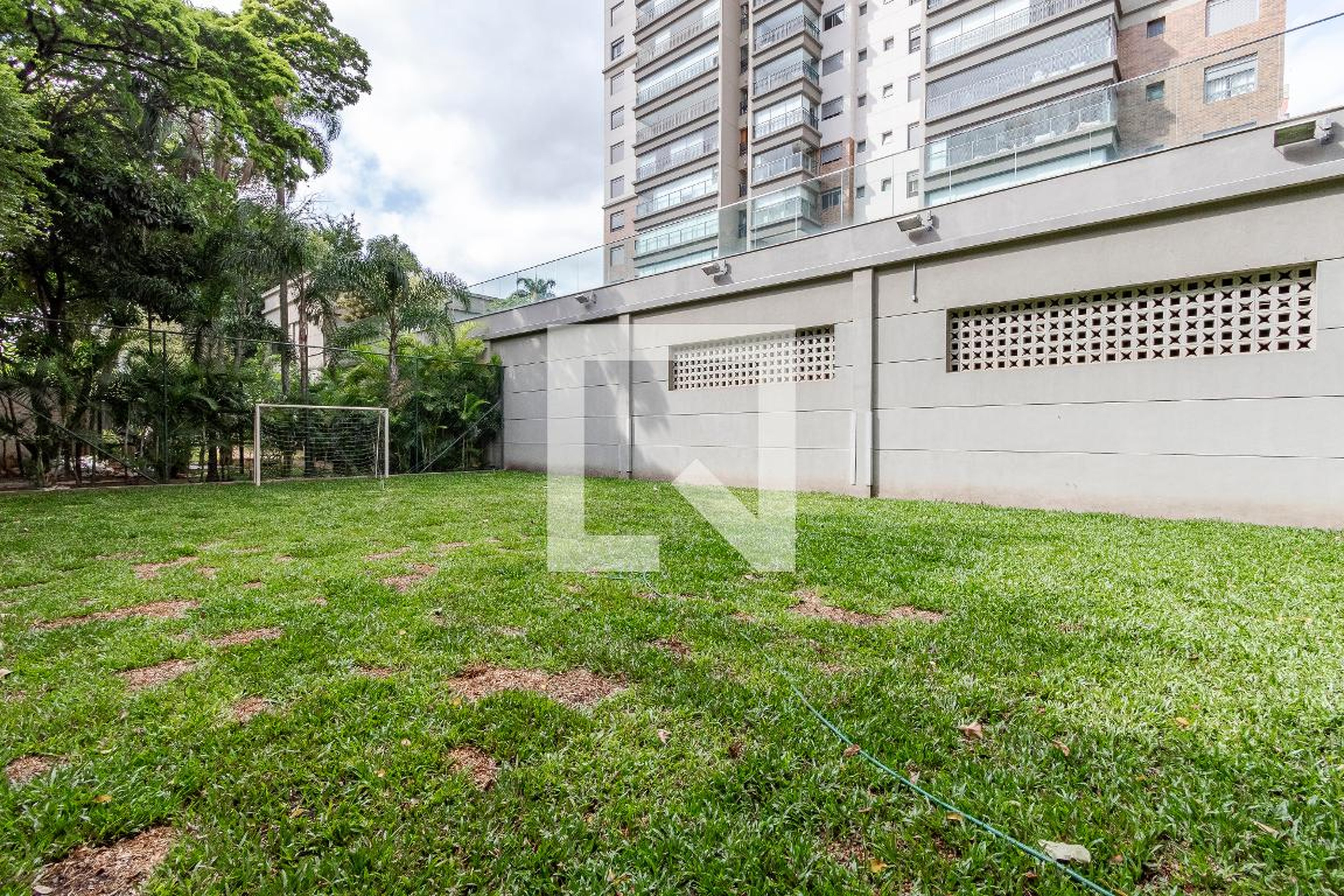 Campo de Futebol - Quadra Greenwich East Side