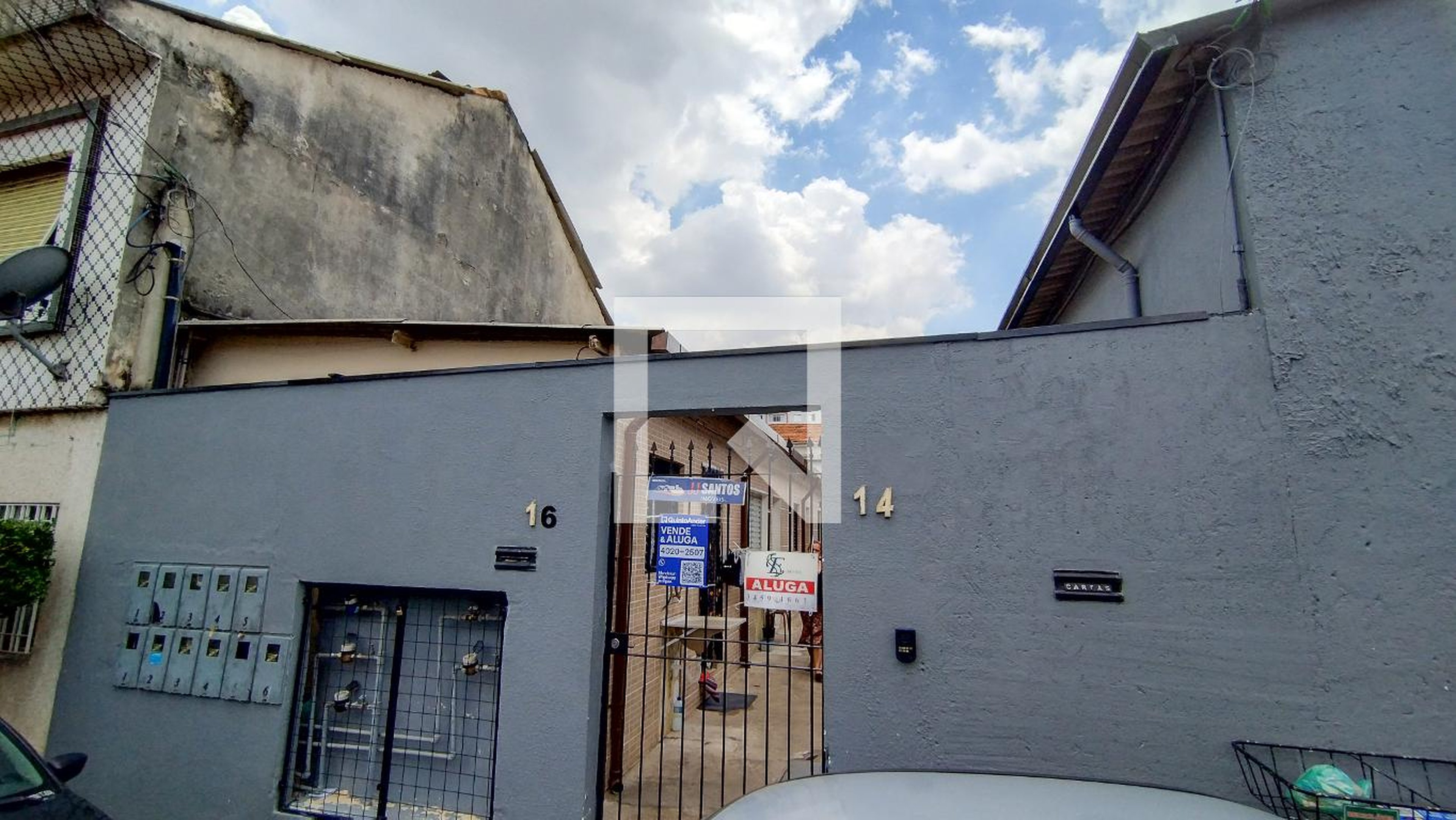 Fachada Condomínio em Rua Francisco Gouveia, 14