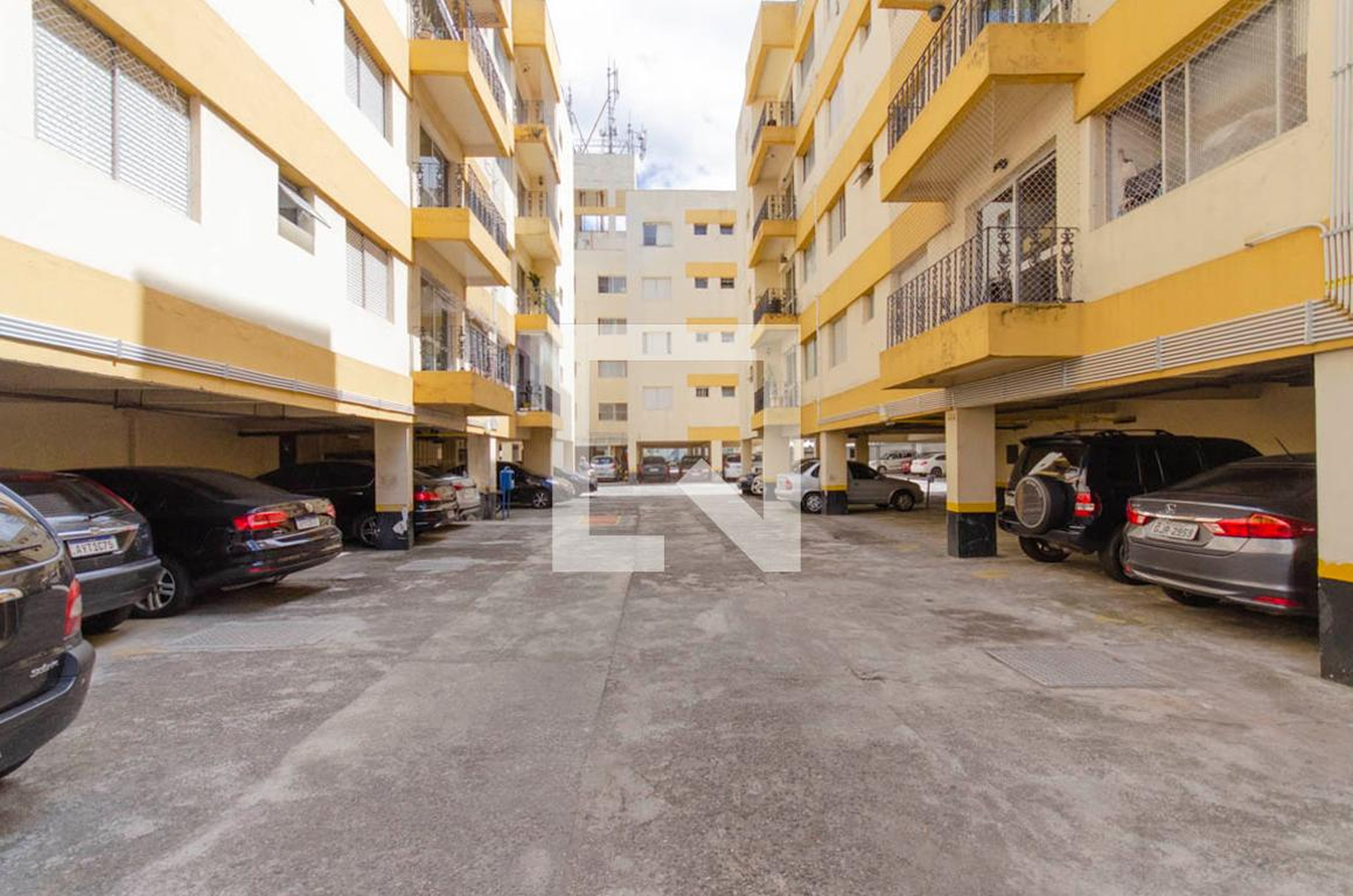 Estacionamento - Edifício Tres Cores