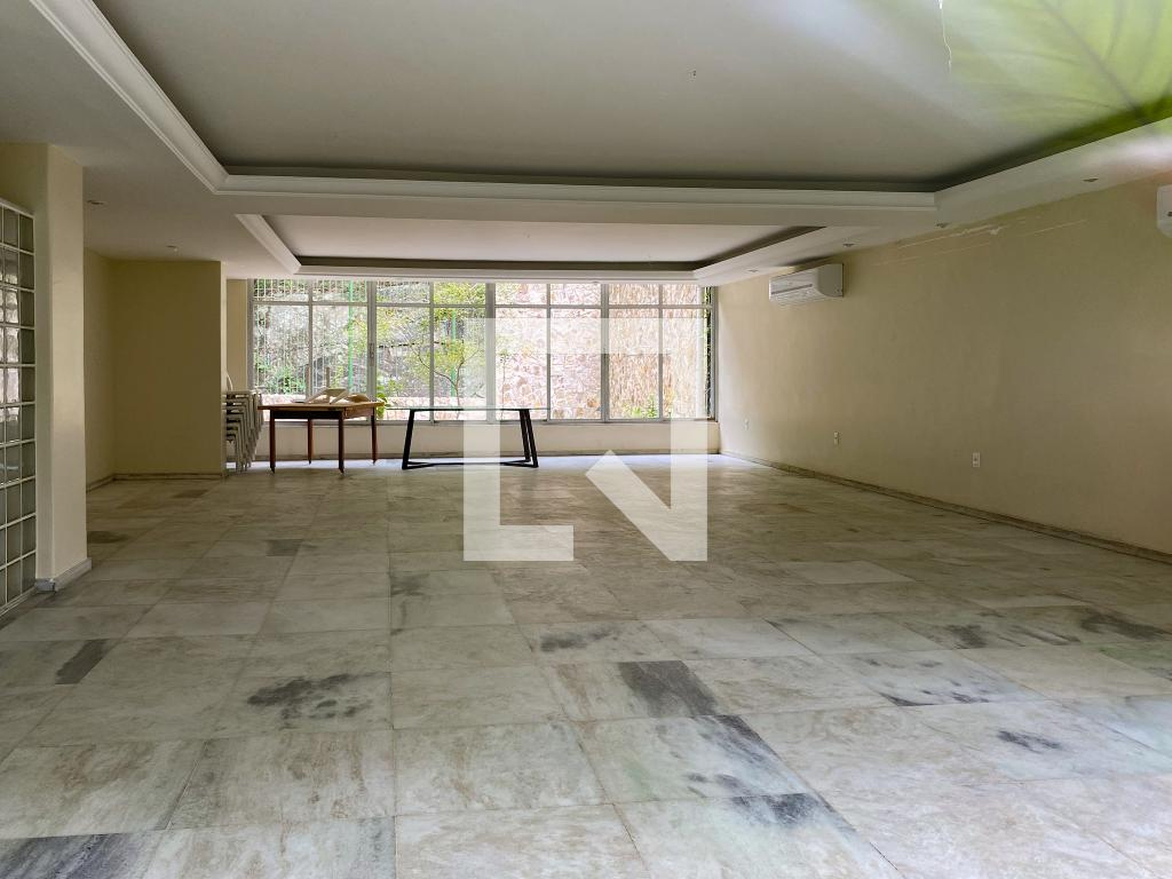 Área comum Condomínio em Rua Alzira Côrtes, 5