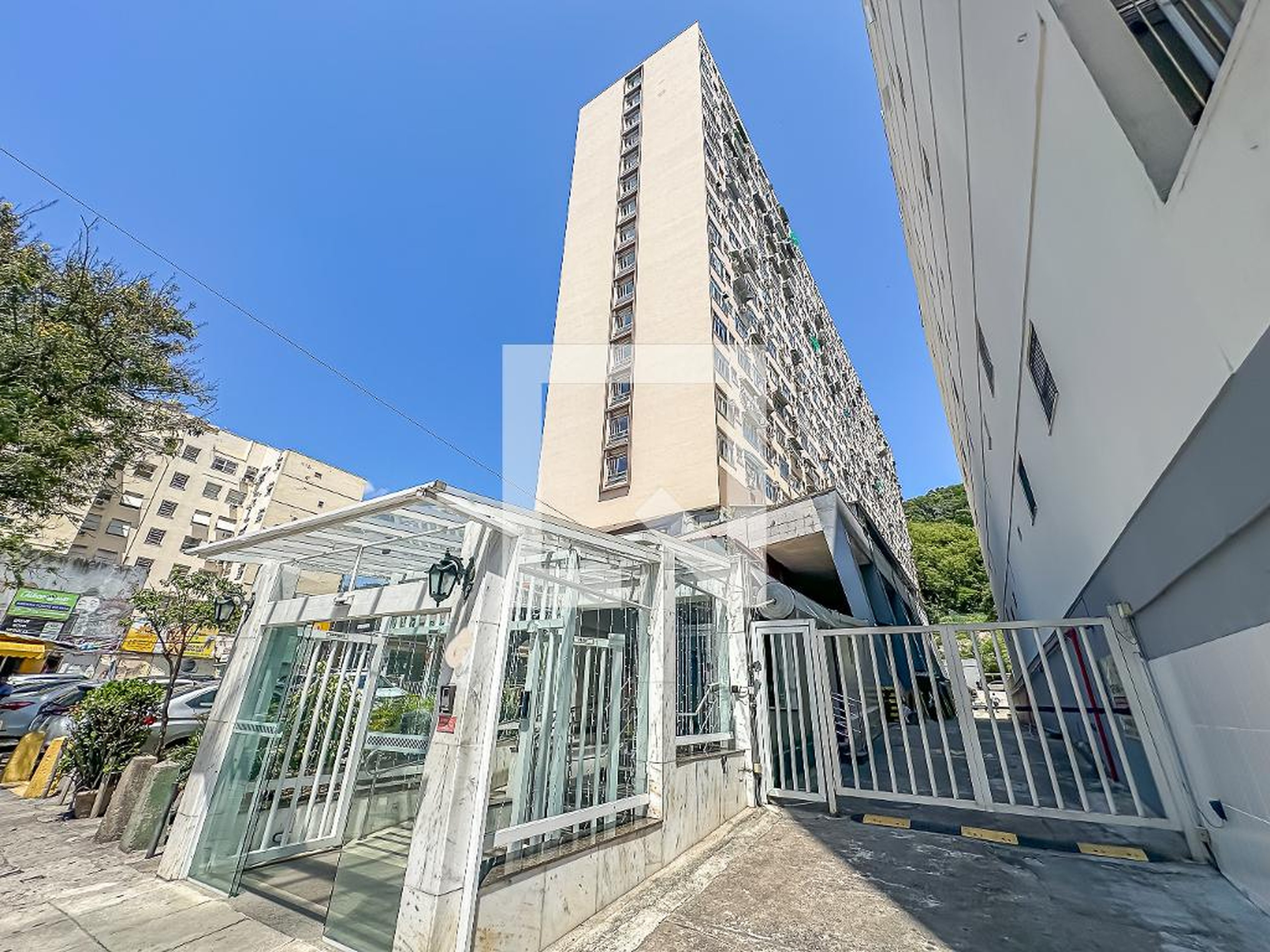 Fachada do Prédio Condomínio Parque Residencial das Laranjeiras