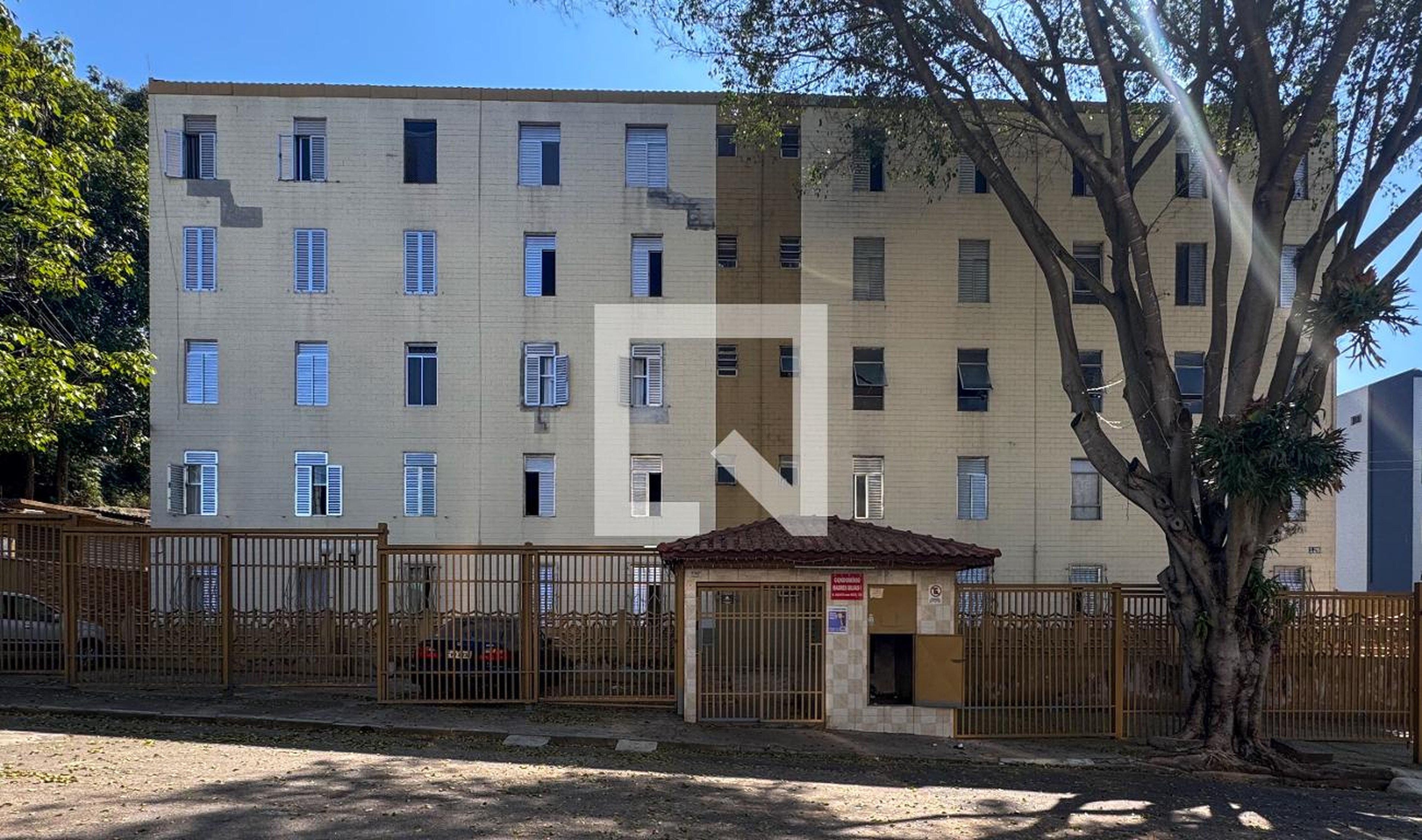 Fachada do Condomínio Condomínio Madressilvas I