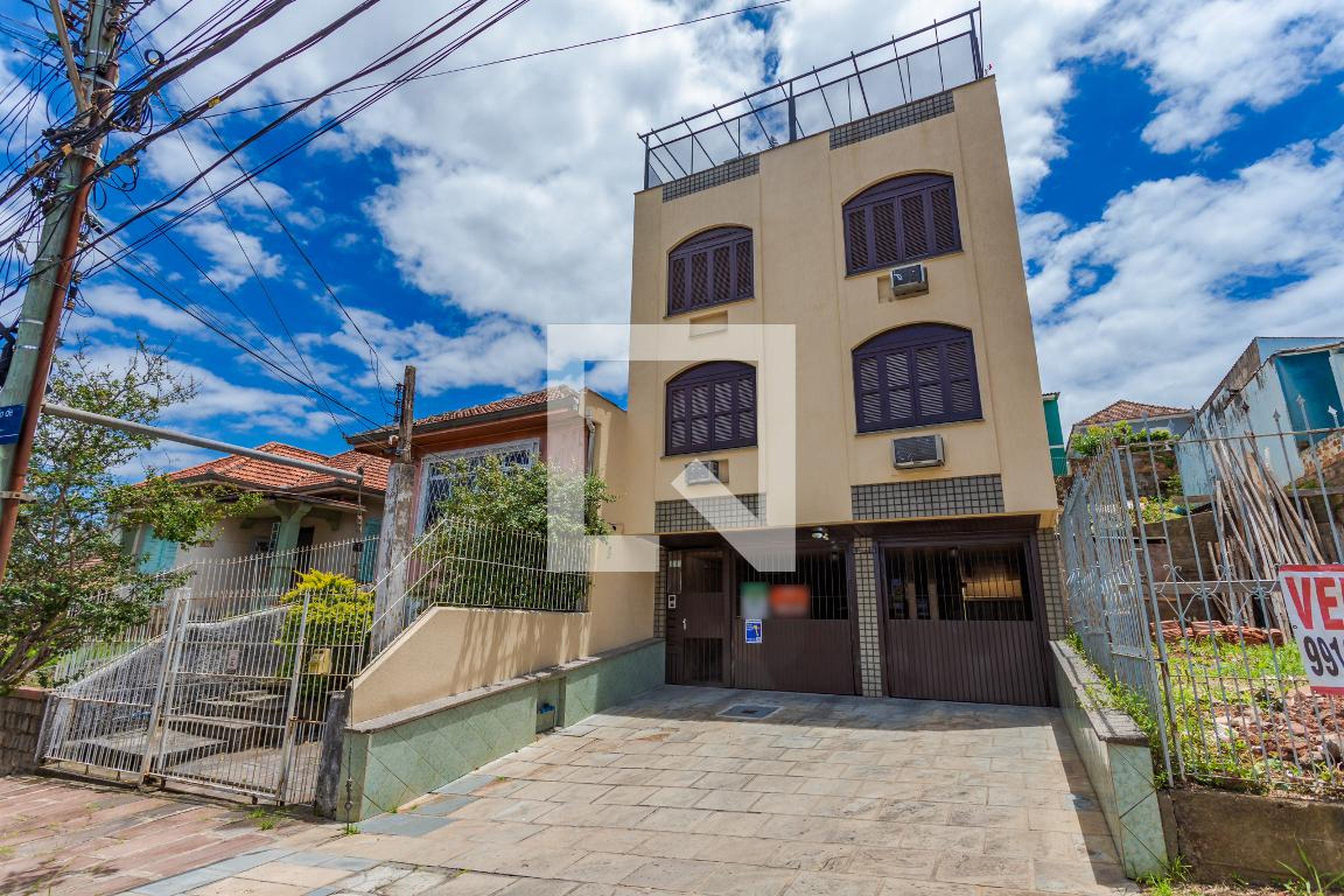 Fachada Condomínio em Rua Barão de Itaqui, 414