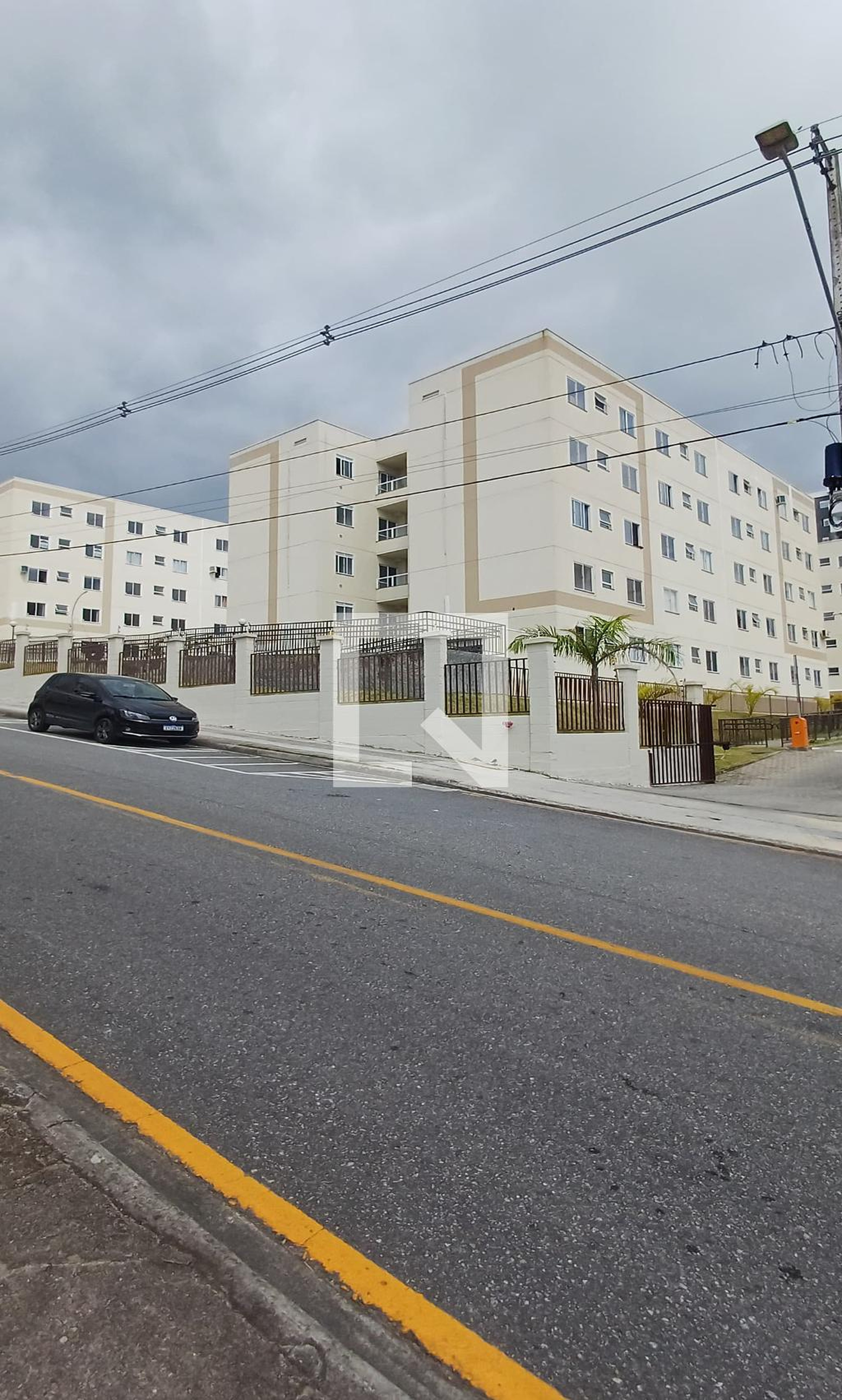 Fachada Condomínio em Rua Lourival Luiz Gomes, 0