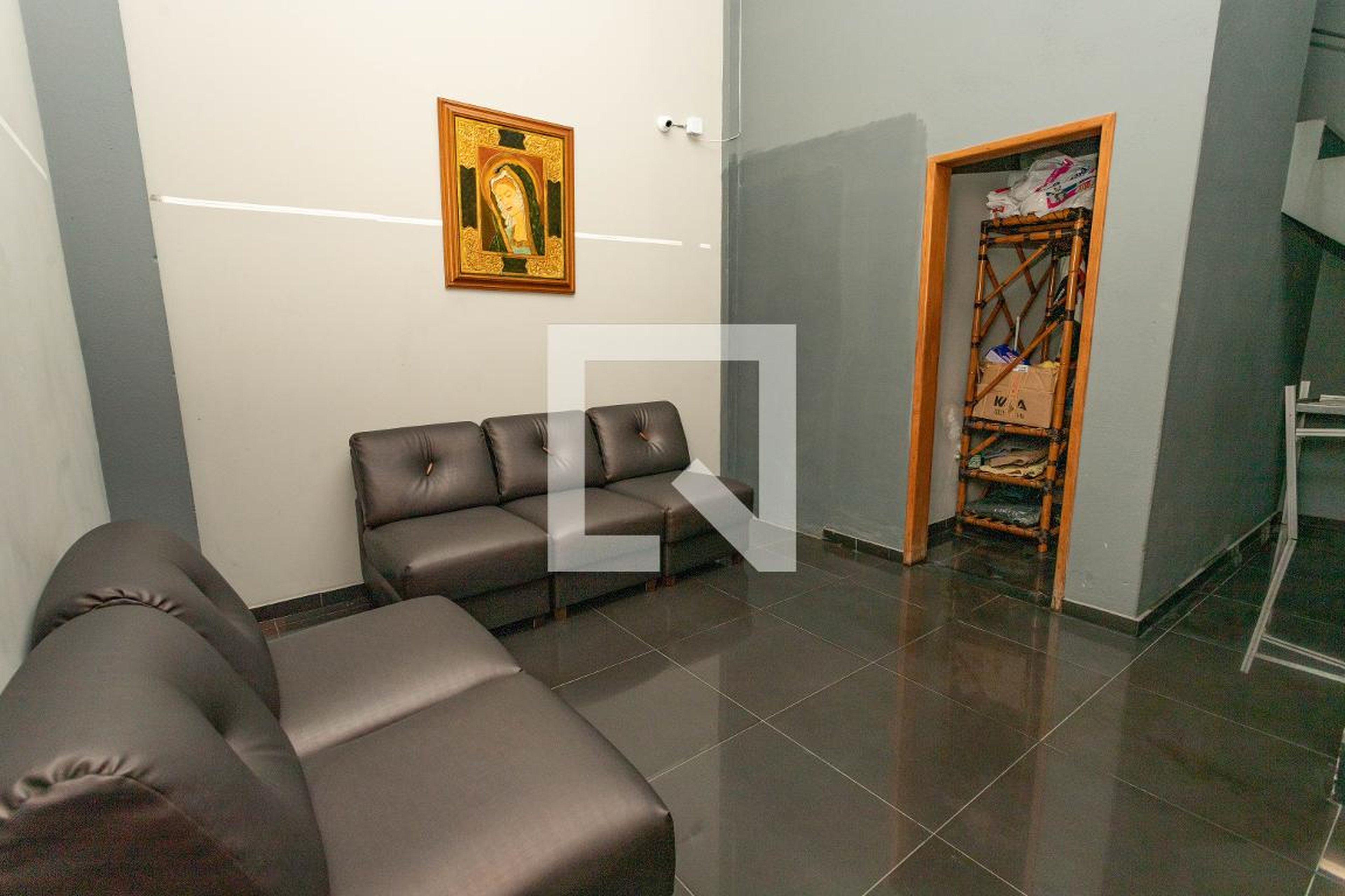 Hall social - Alda 1656