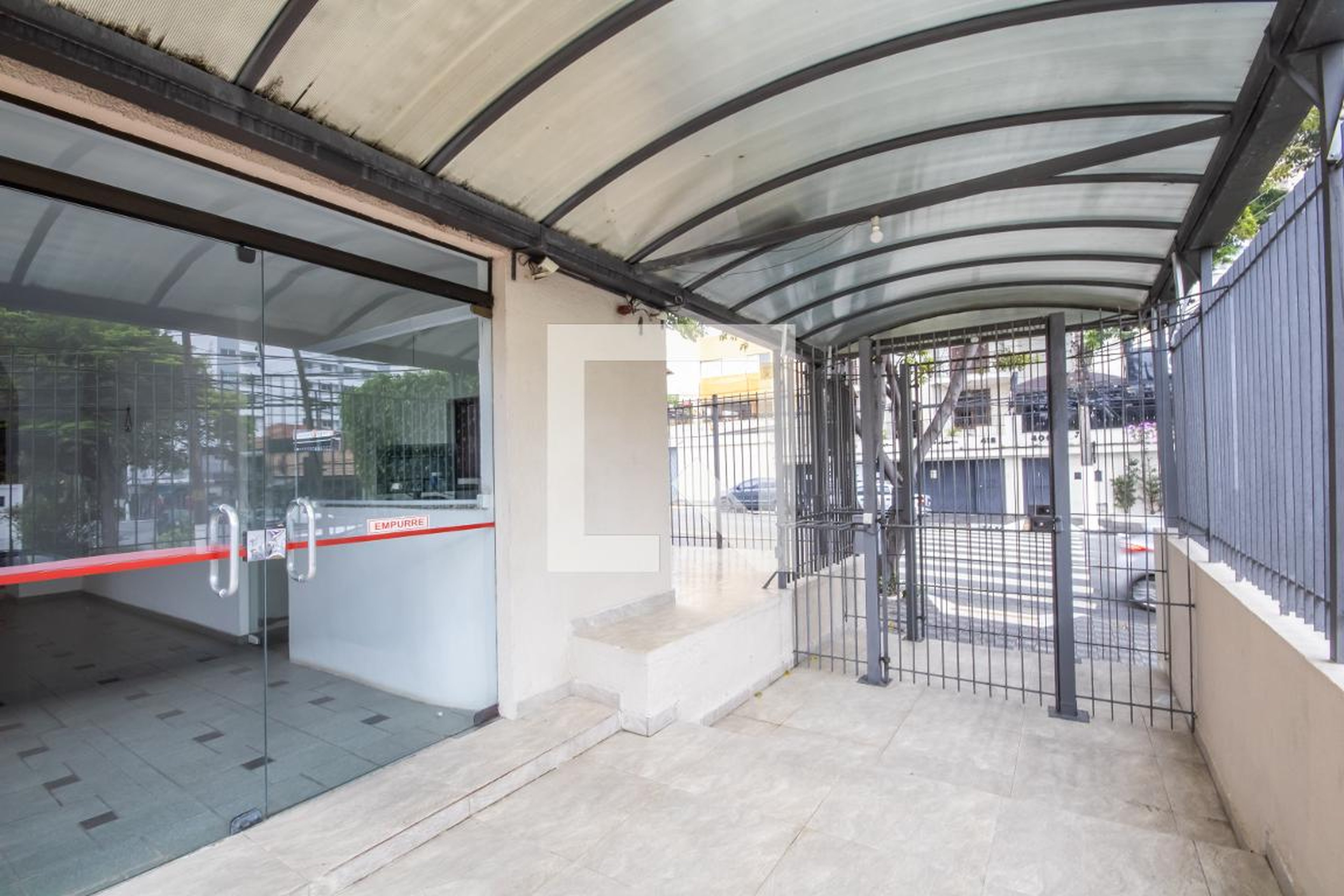 Entrada - Edificio Spitaletti