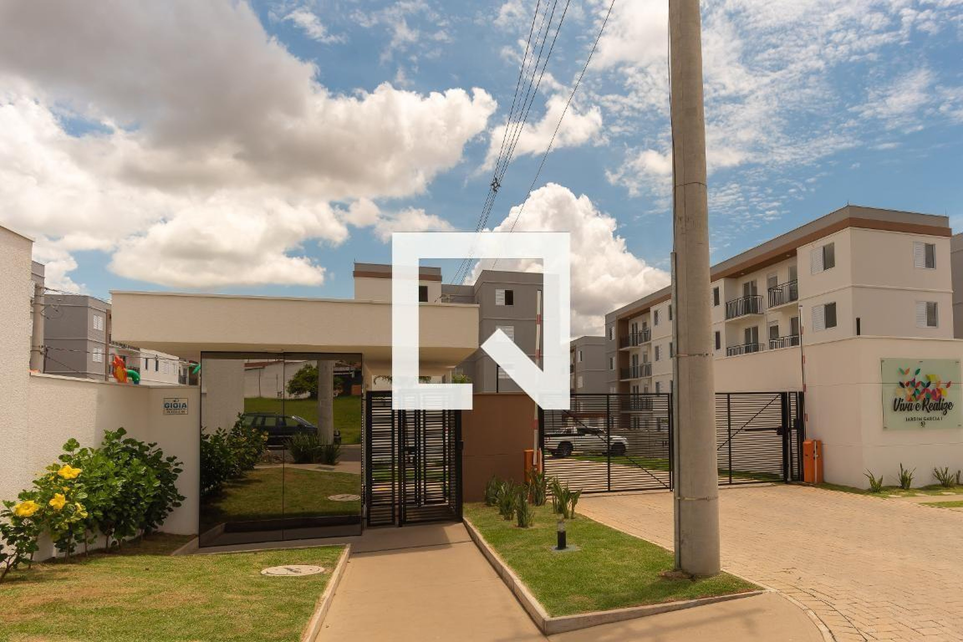 Fachada do Condomínio Condomínio Viva e Realize 1