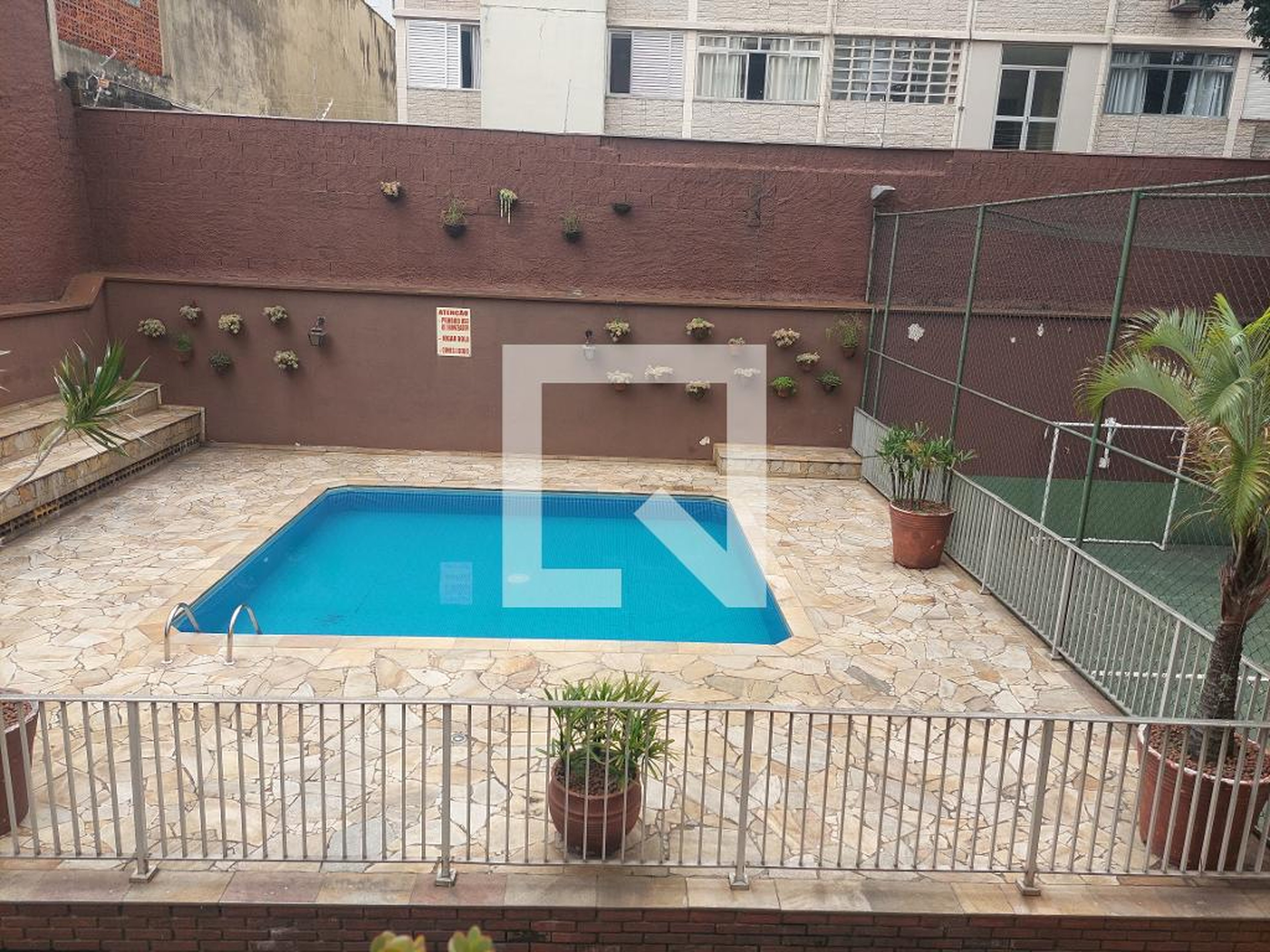 Piscina - de Sabará