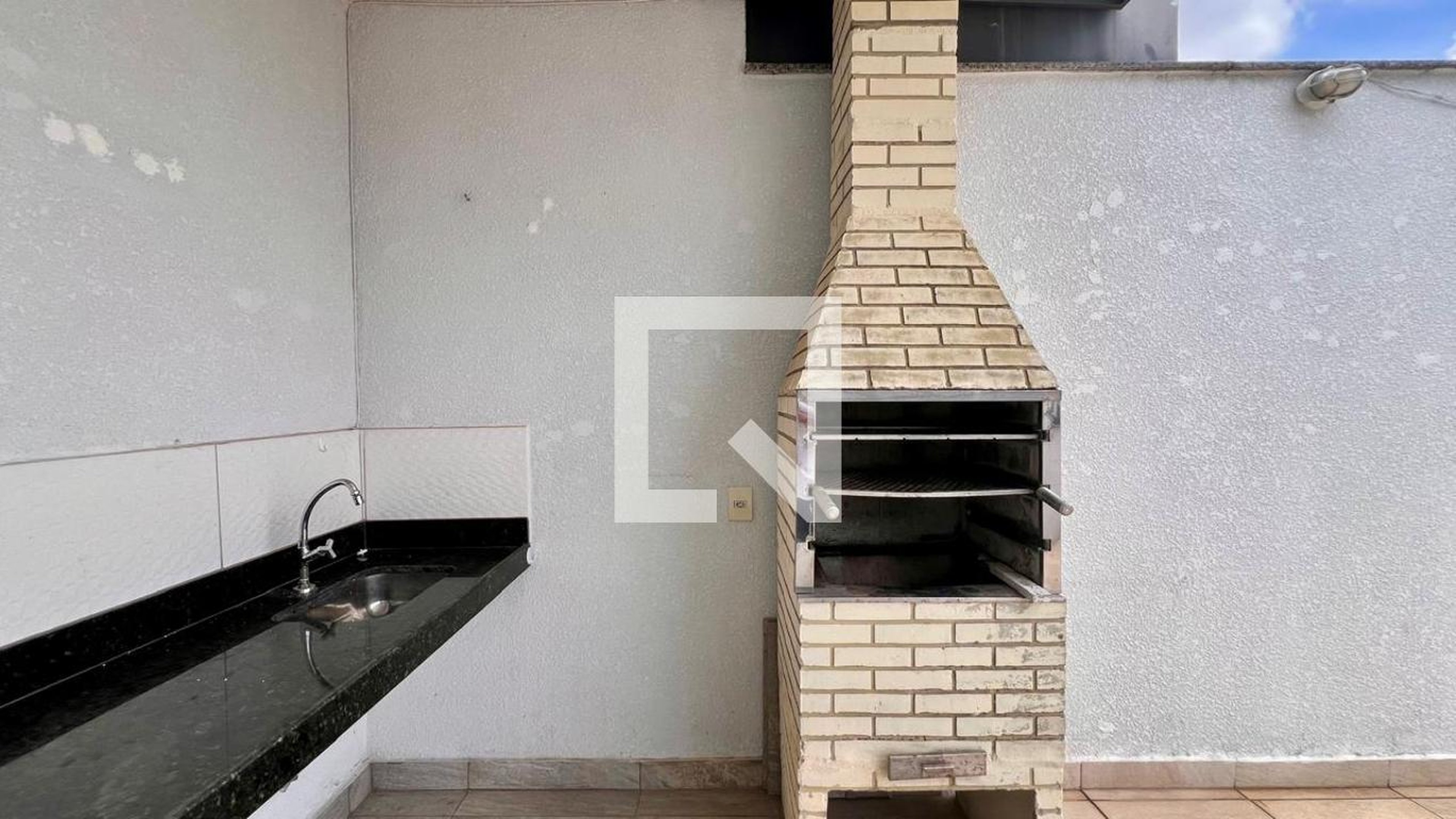 Churrasqueira - Edifício Cecília Lima