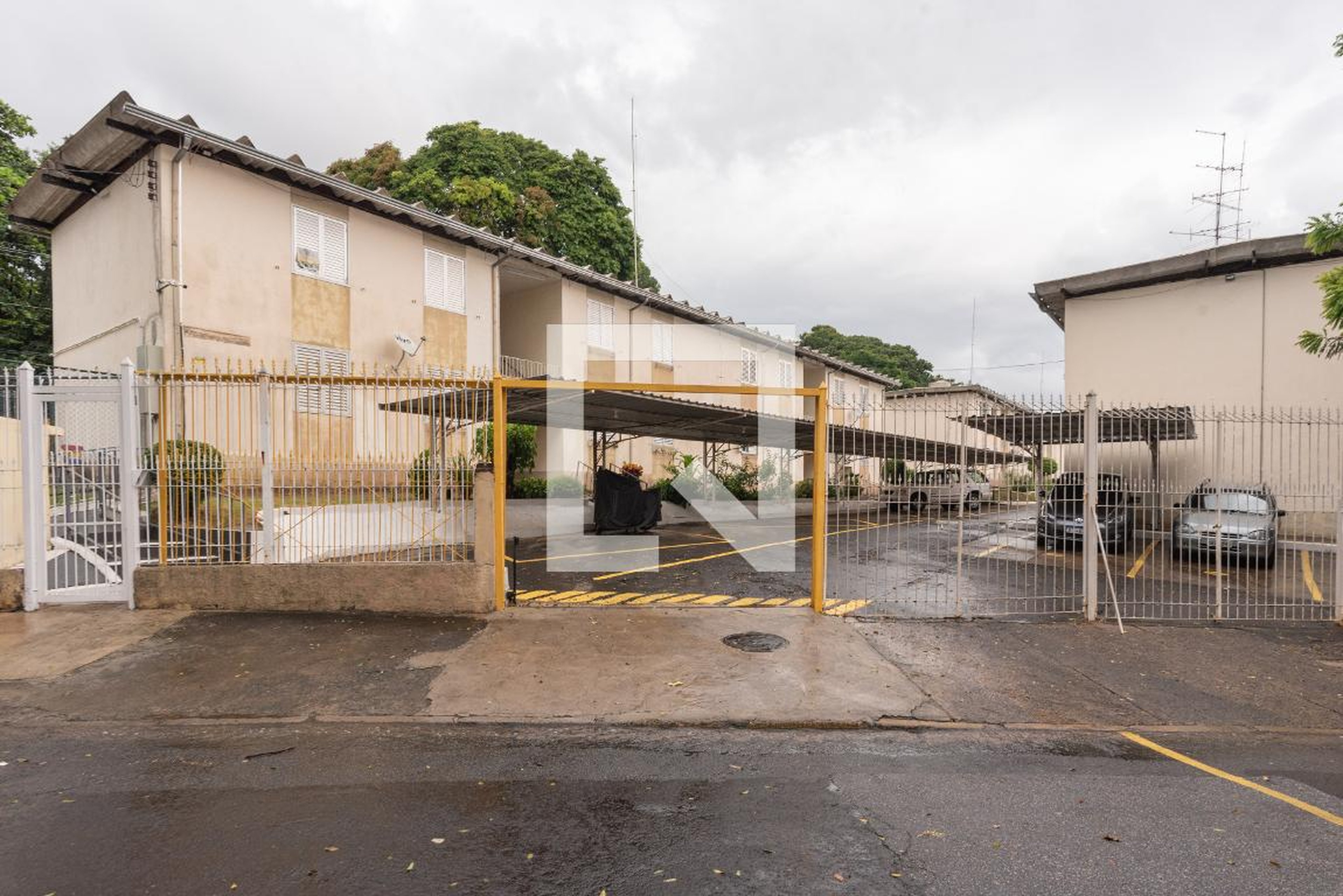 Fachada do Condomínio Condomínio Jupter