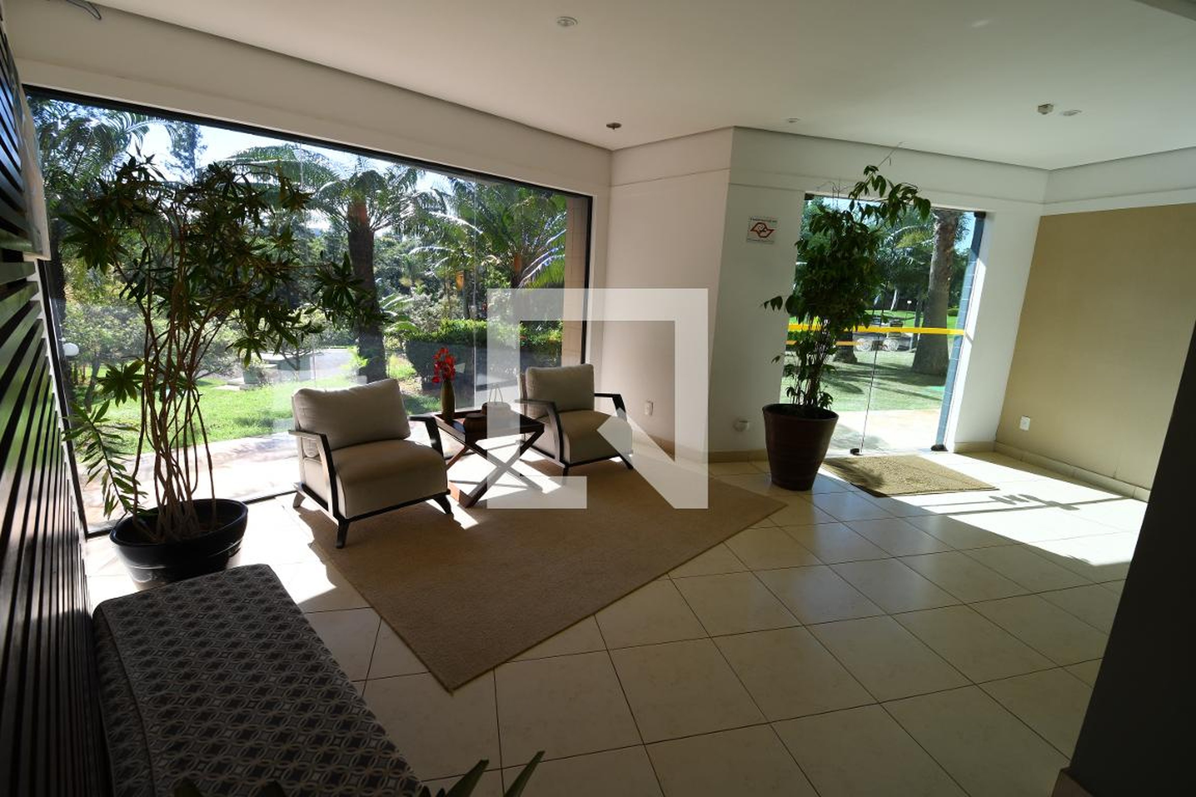 Hall de entrada - Jardins de Notre Dame