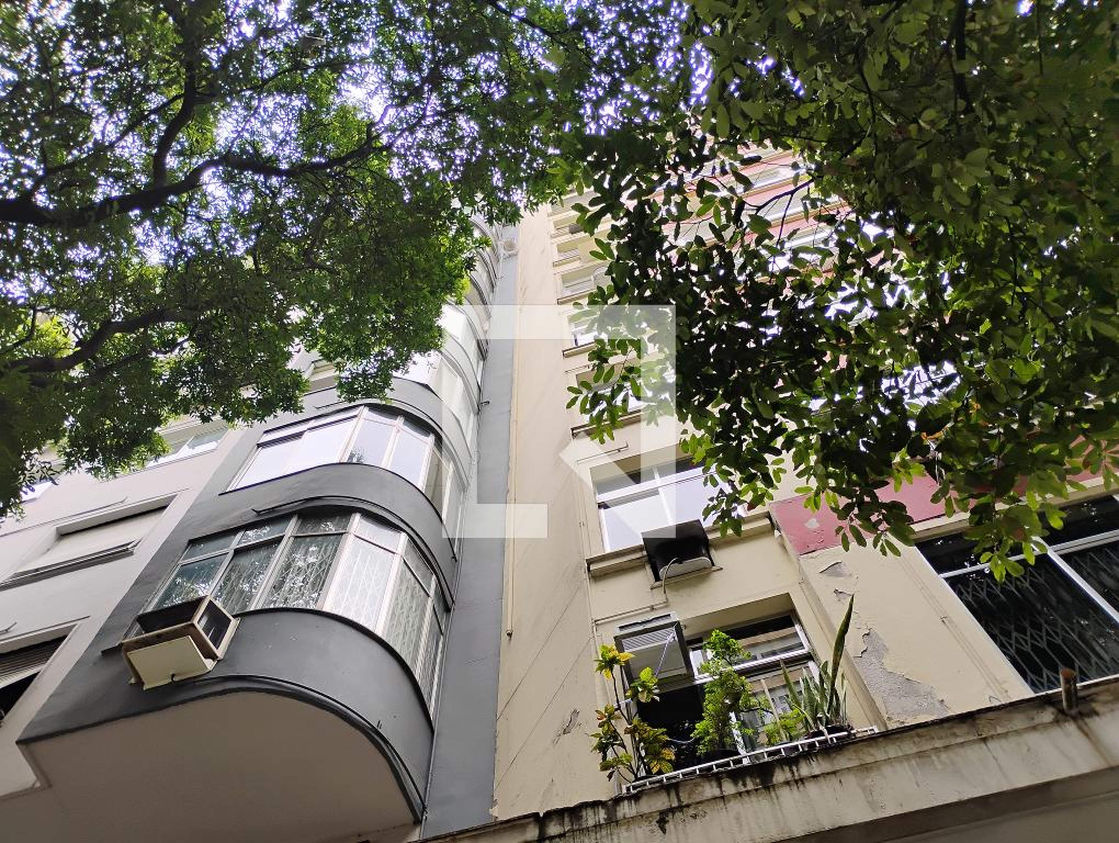 Fachada Condomínio Ed.  Rita Clara