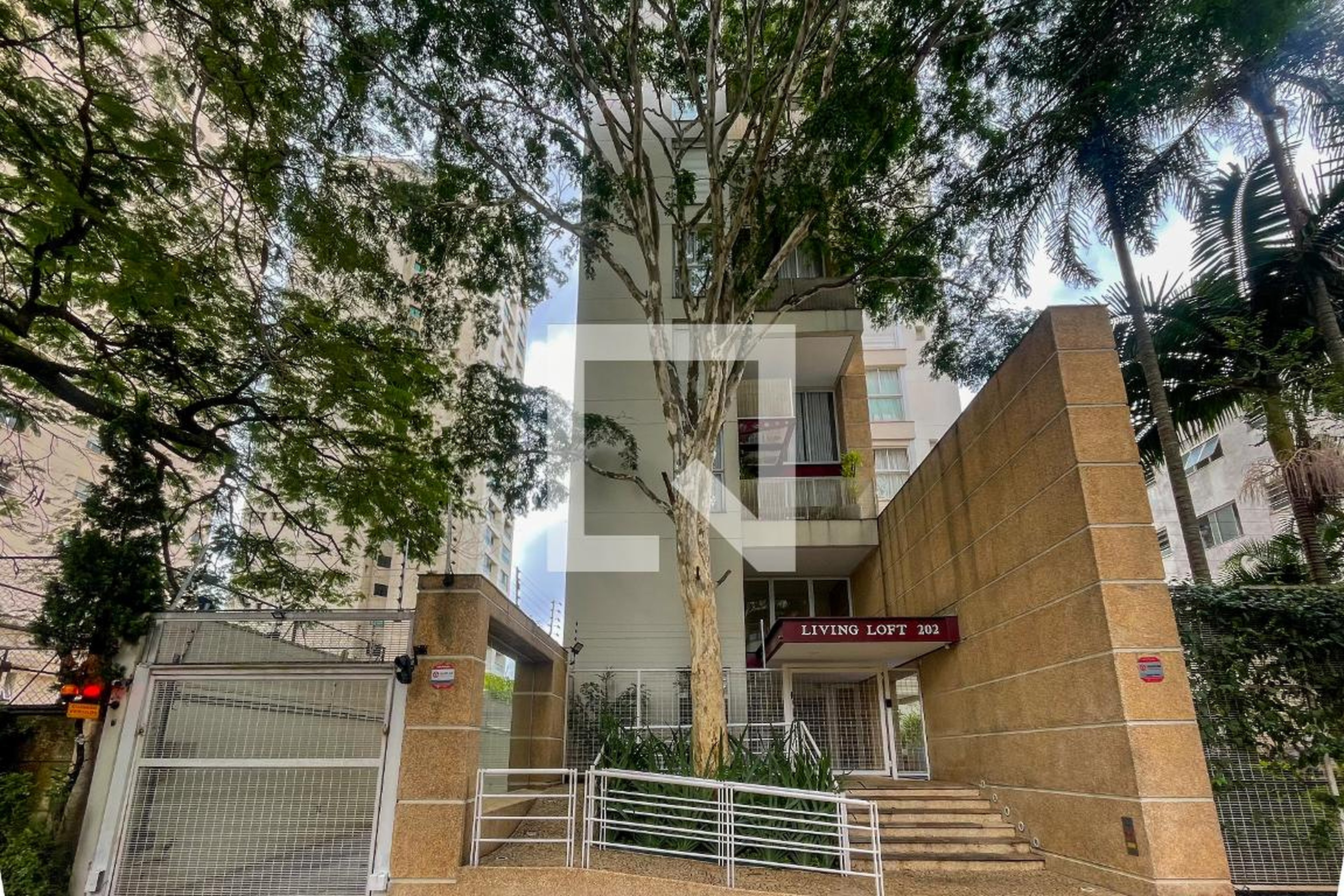 Fachada Condomínio Living Loft