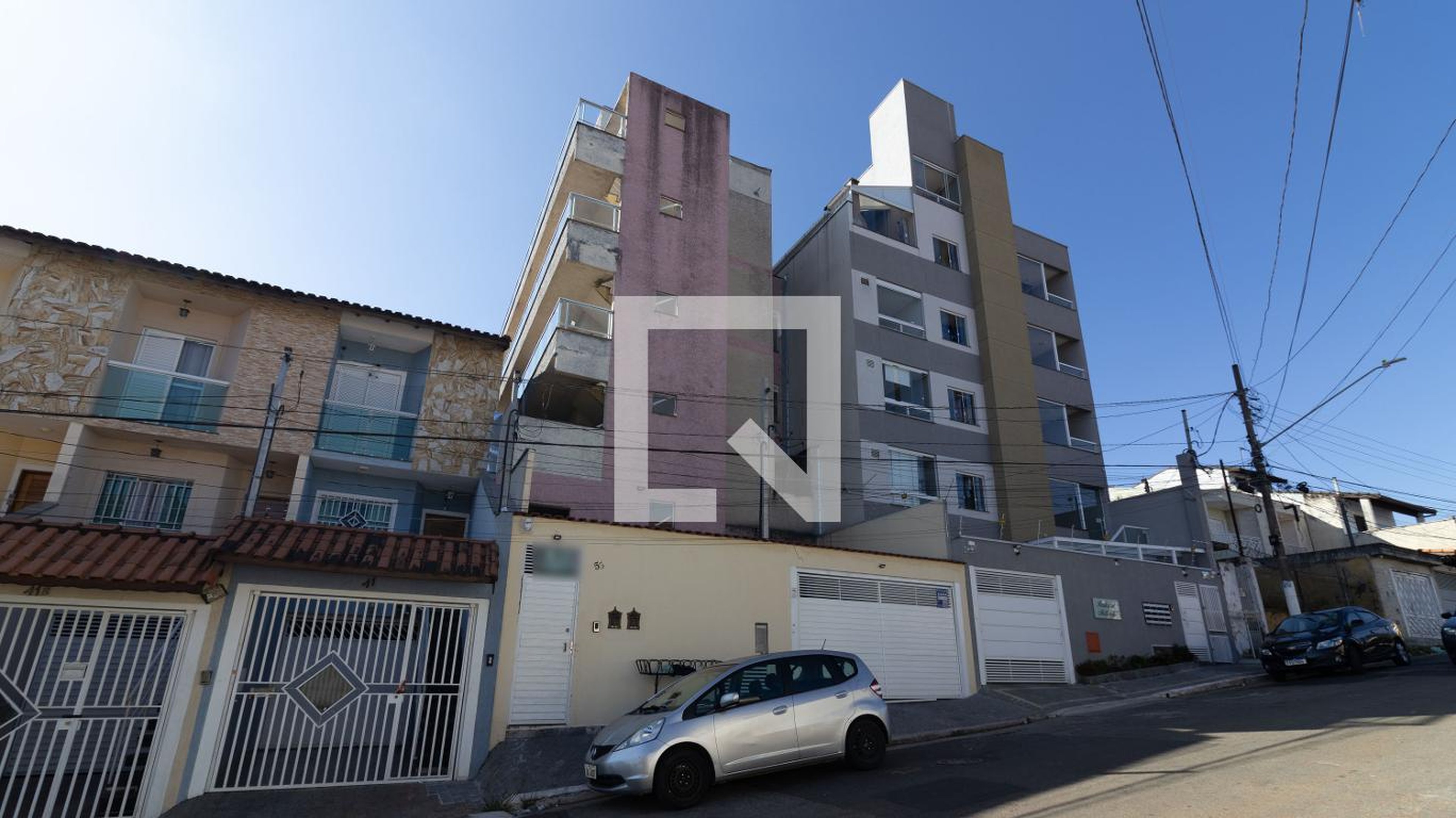 Fachada Condomínio em Rua Sabaudia, 53