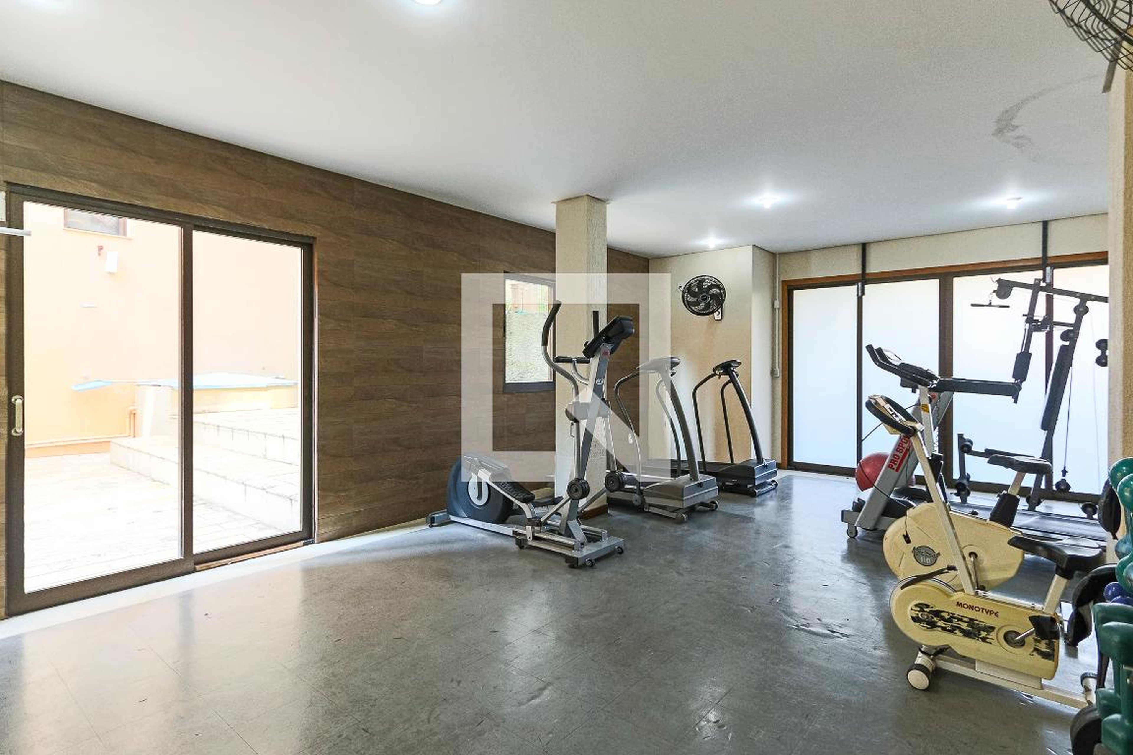 Academia - Saint James Park  Torre B