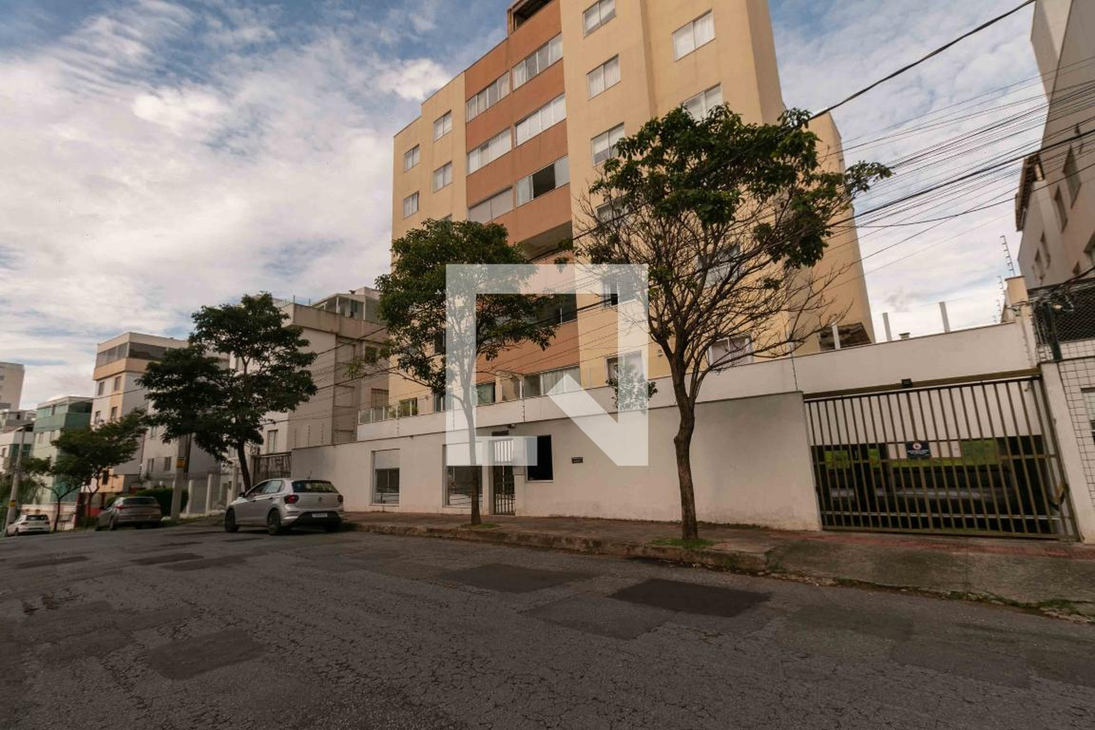 Fachada Condomínio em Rua Elson Nunes de Souza, 310