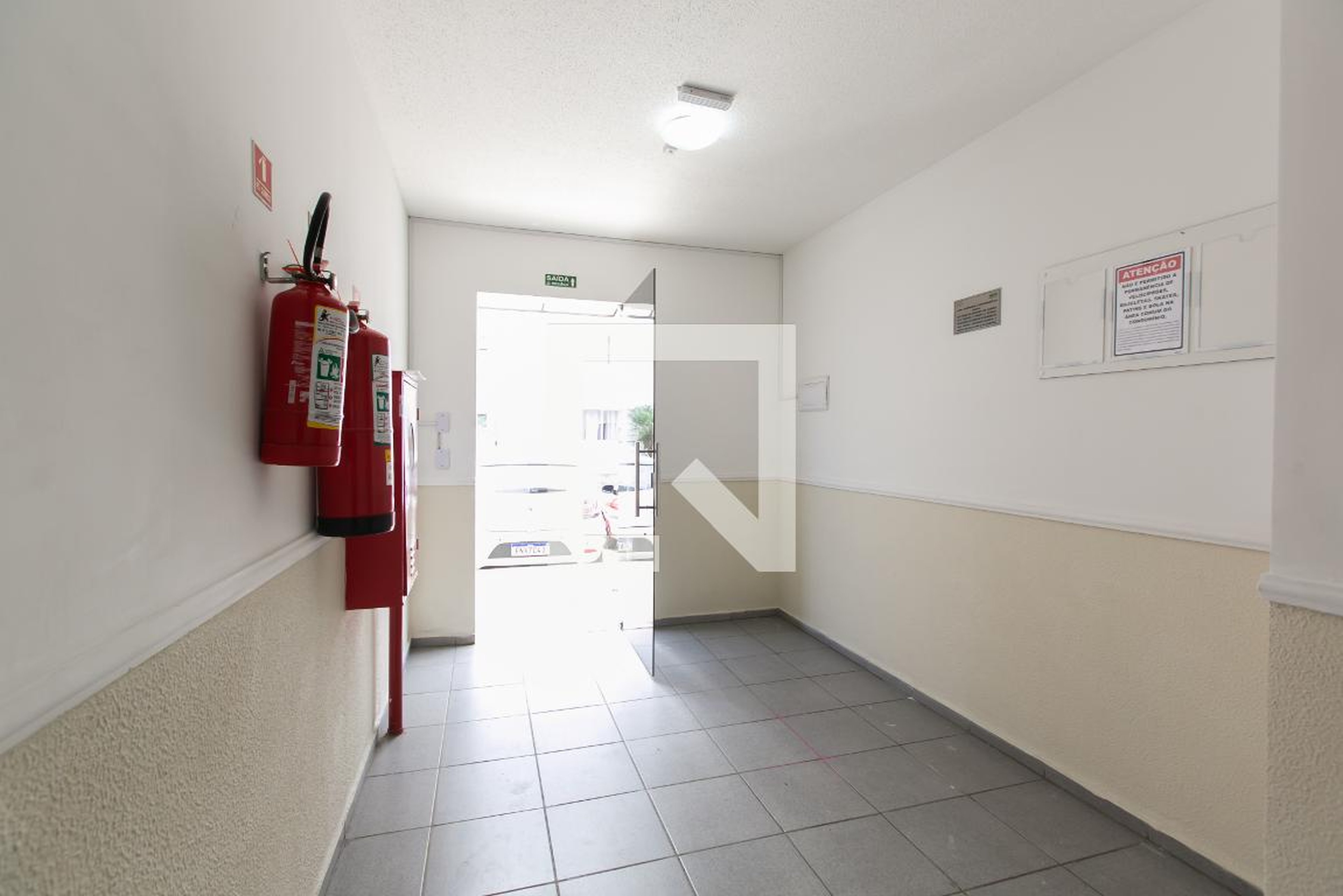 Hall de Entrada - Saint Dimas