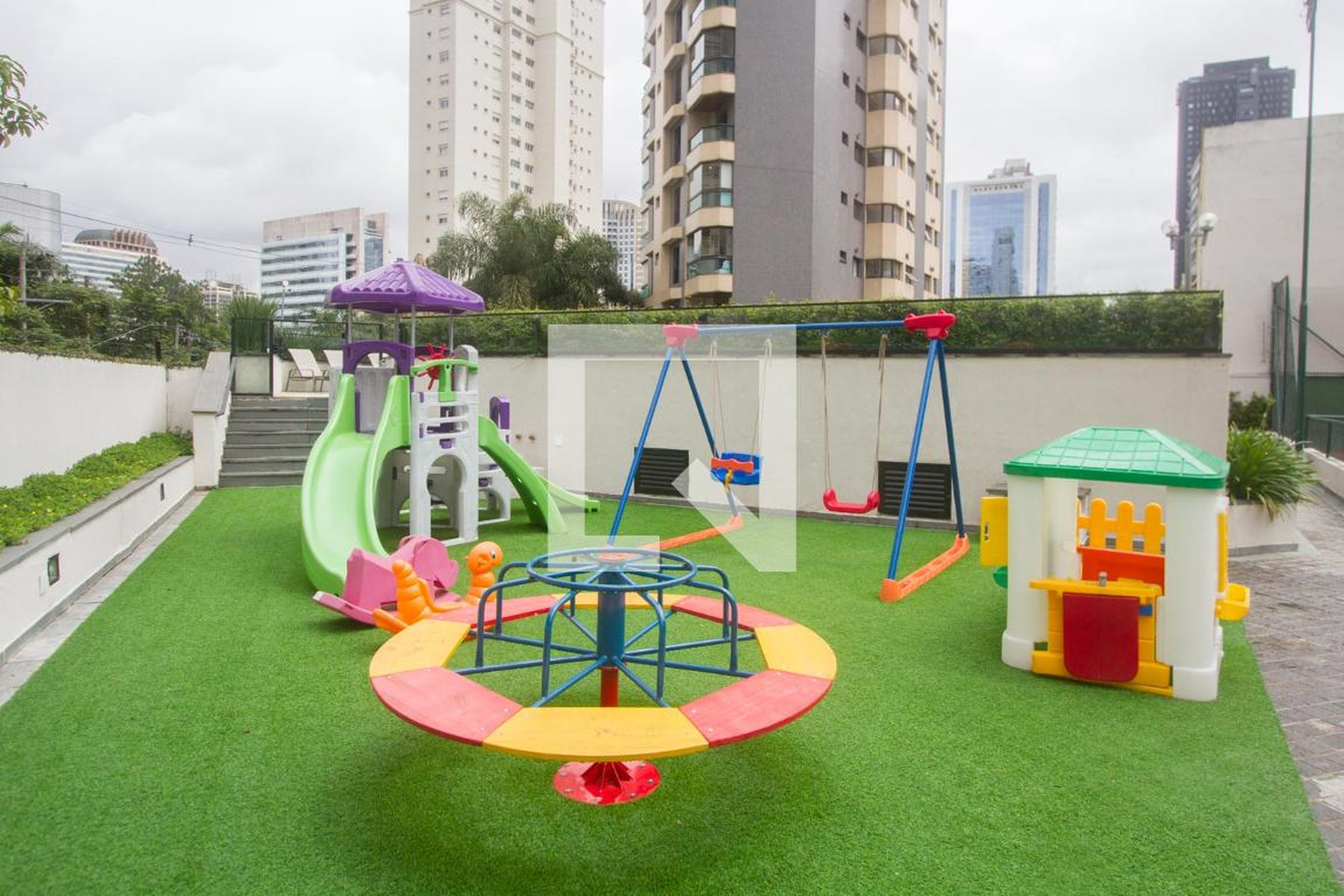 Playground - Edifício Clermont Ferrand
