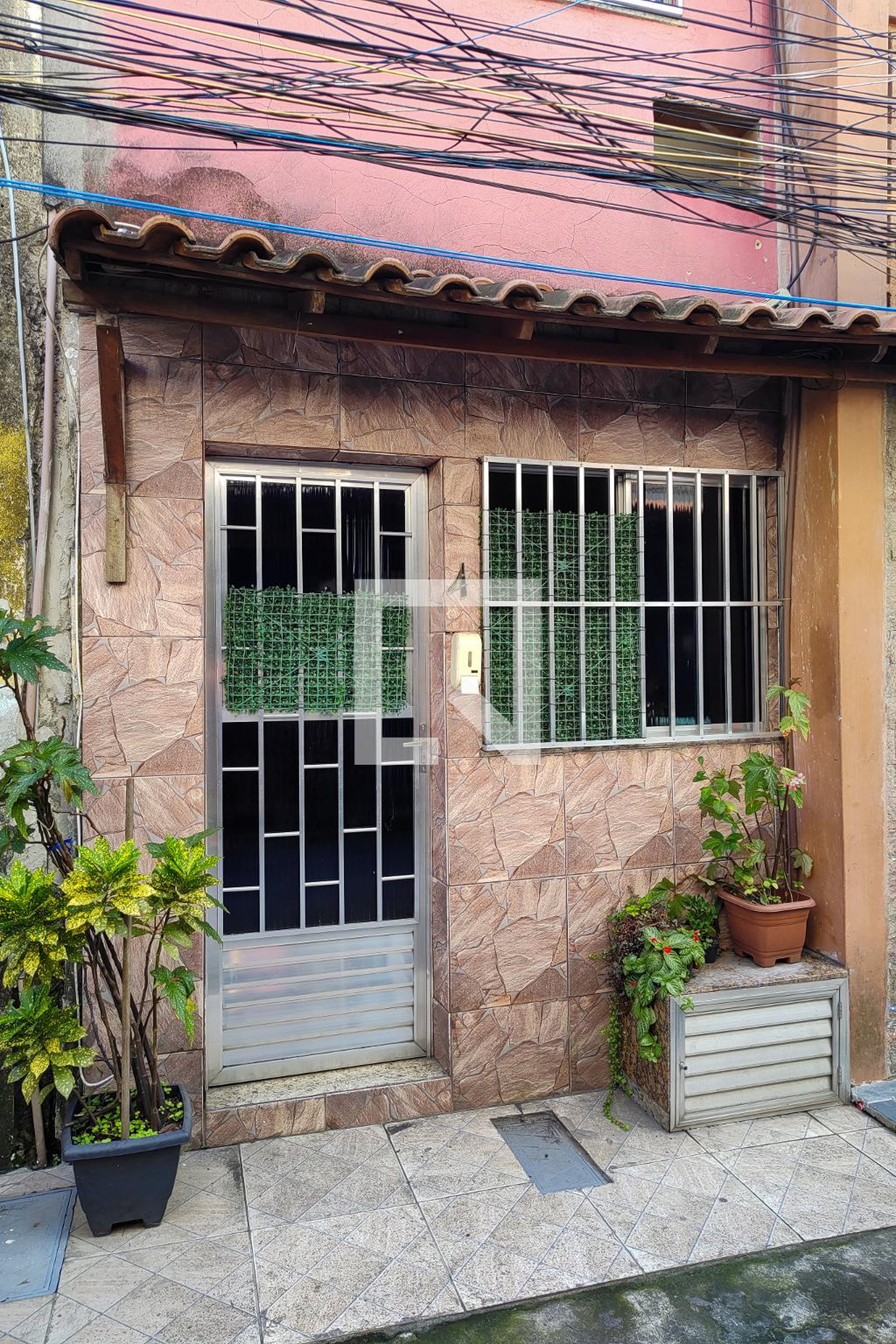 Fachada Condomínio em Rua Professor Heitor Carrilho, 465