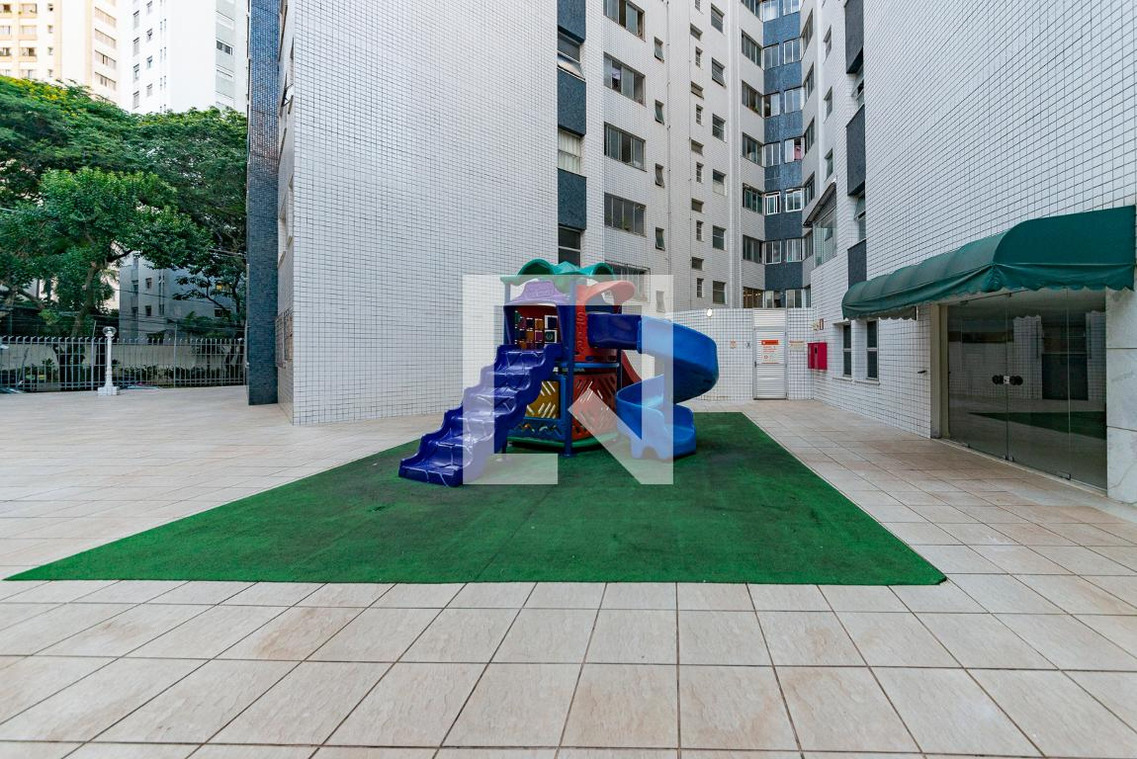 Playground - Edifício O Redentor