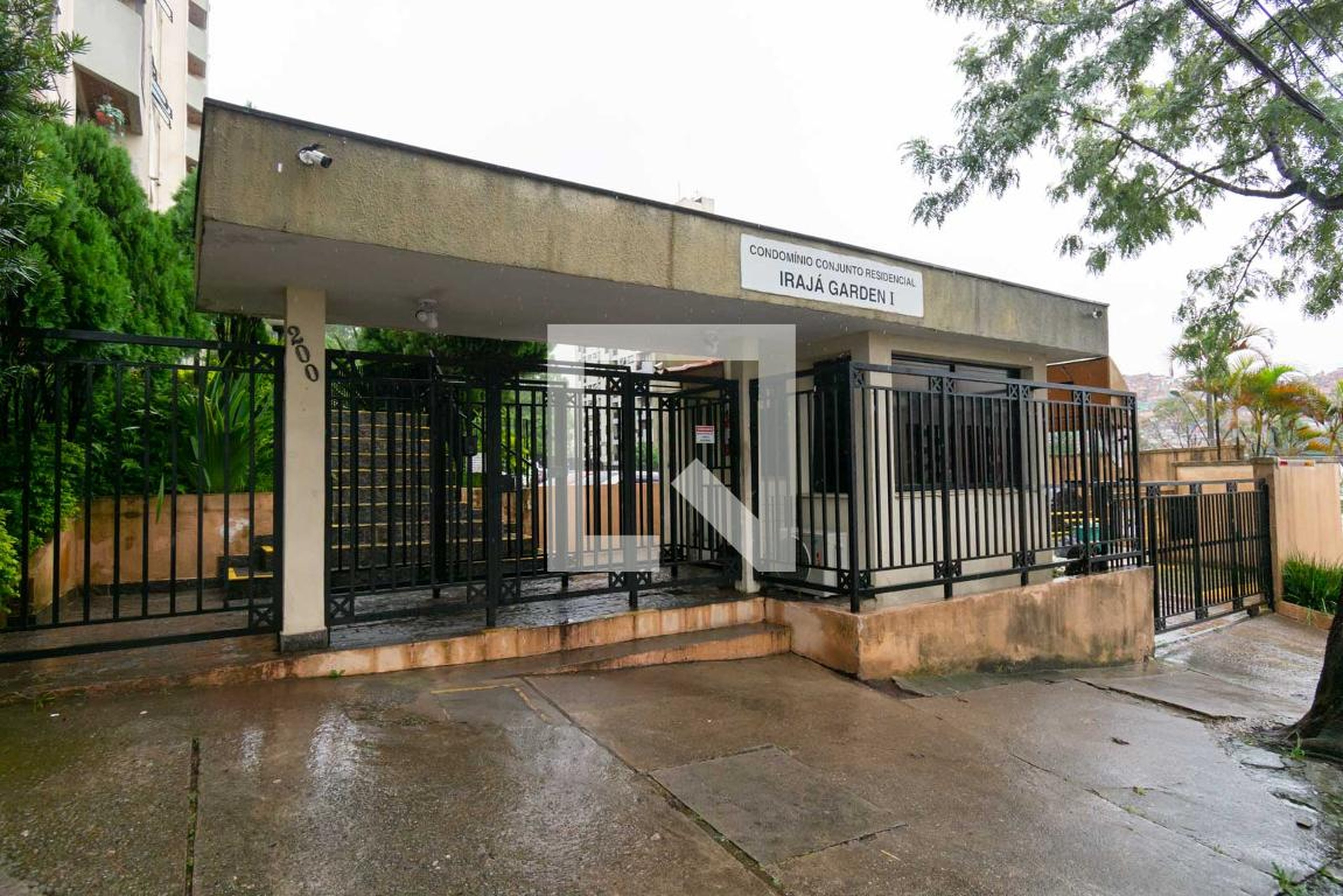 Fachada do Condomínio Condomínio Conjunto Residencial Irajá Garden I