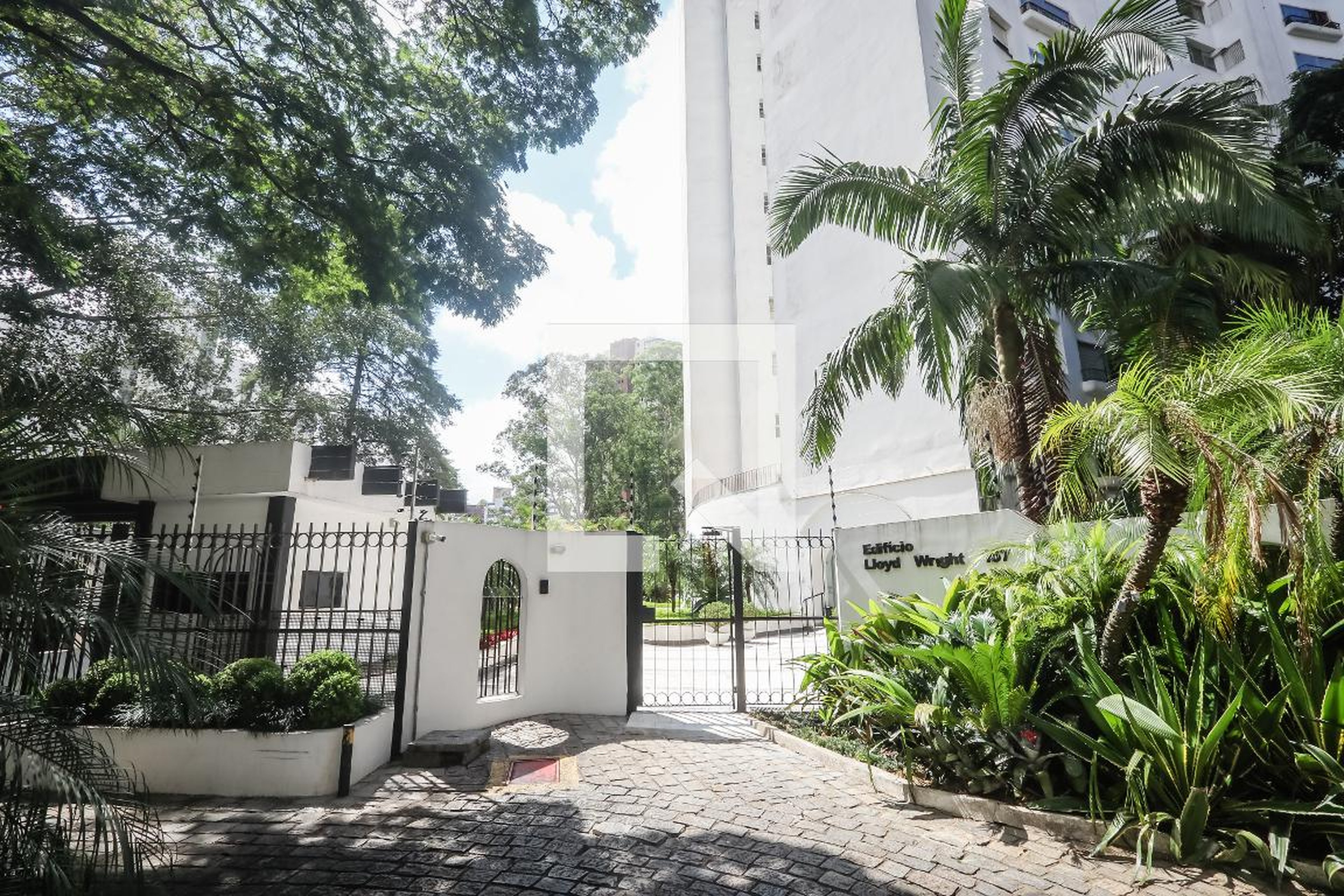 Fachada do Prédio Edifício Lloyd Wright