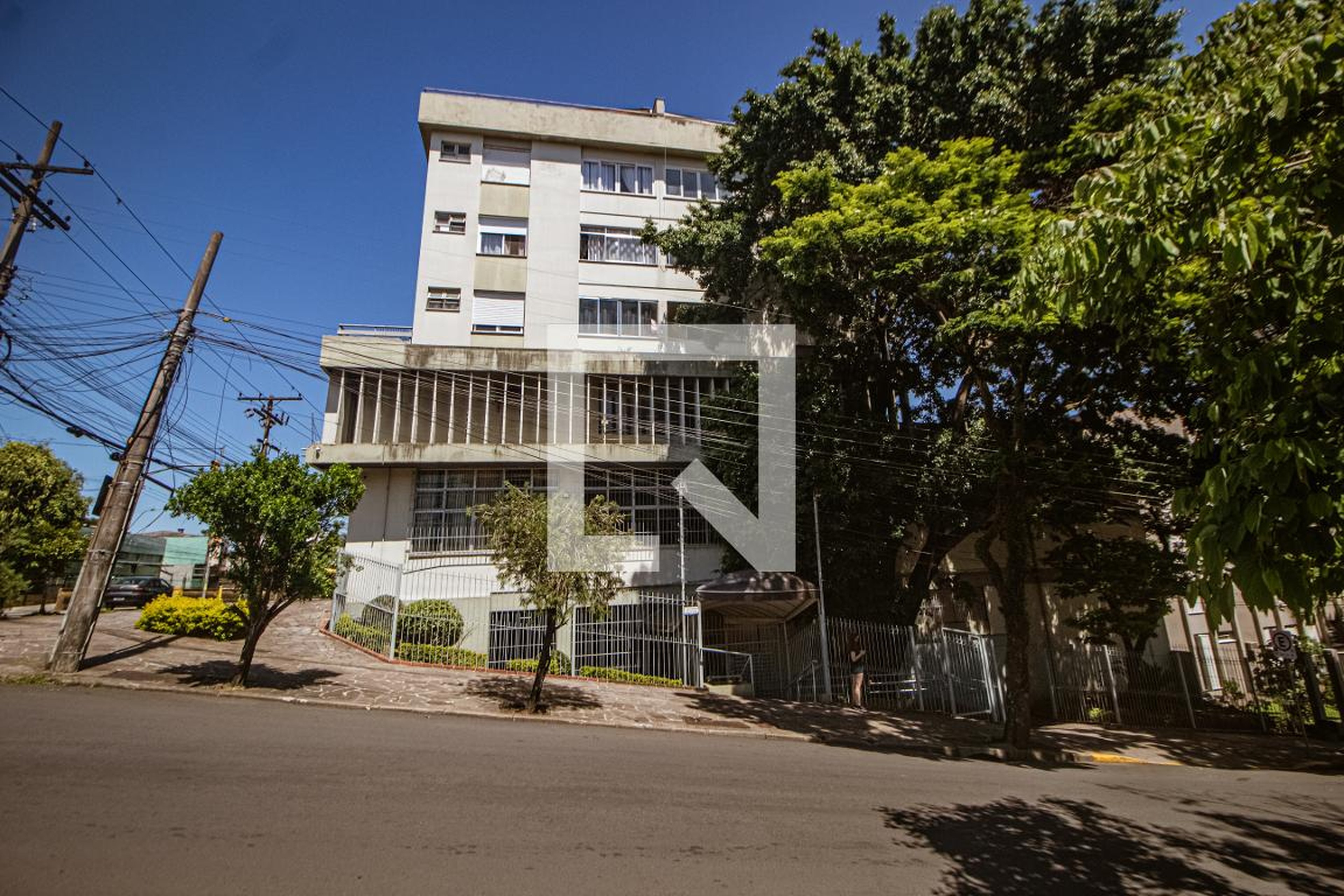 Fachada Edifício Centro Comercial Partenon