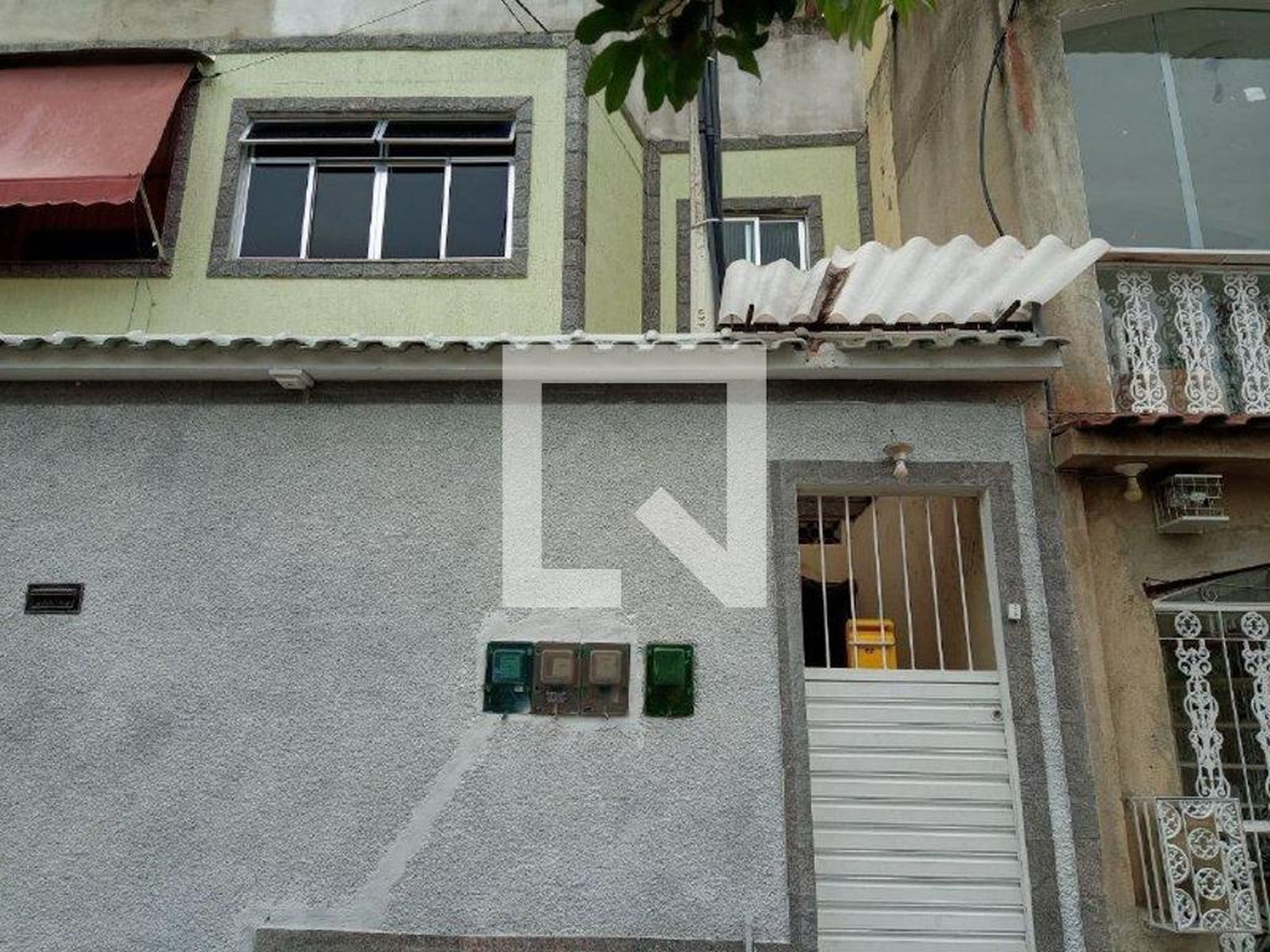 Fachada Condomínio em Rua Araçoiaba, 375