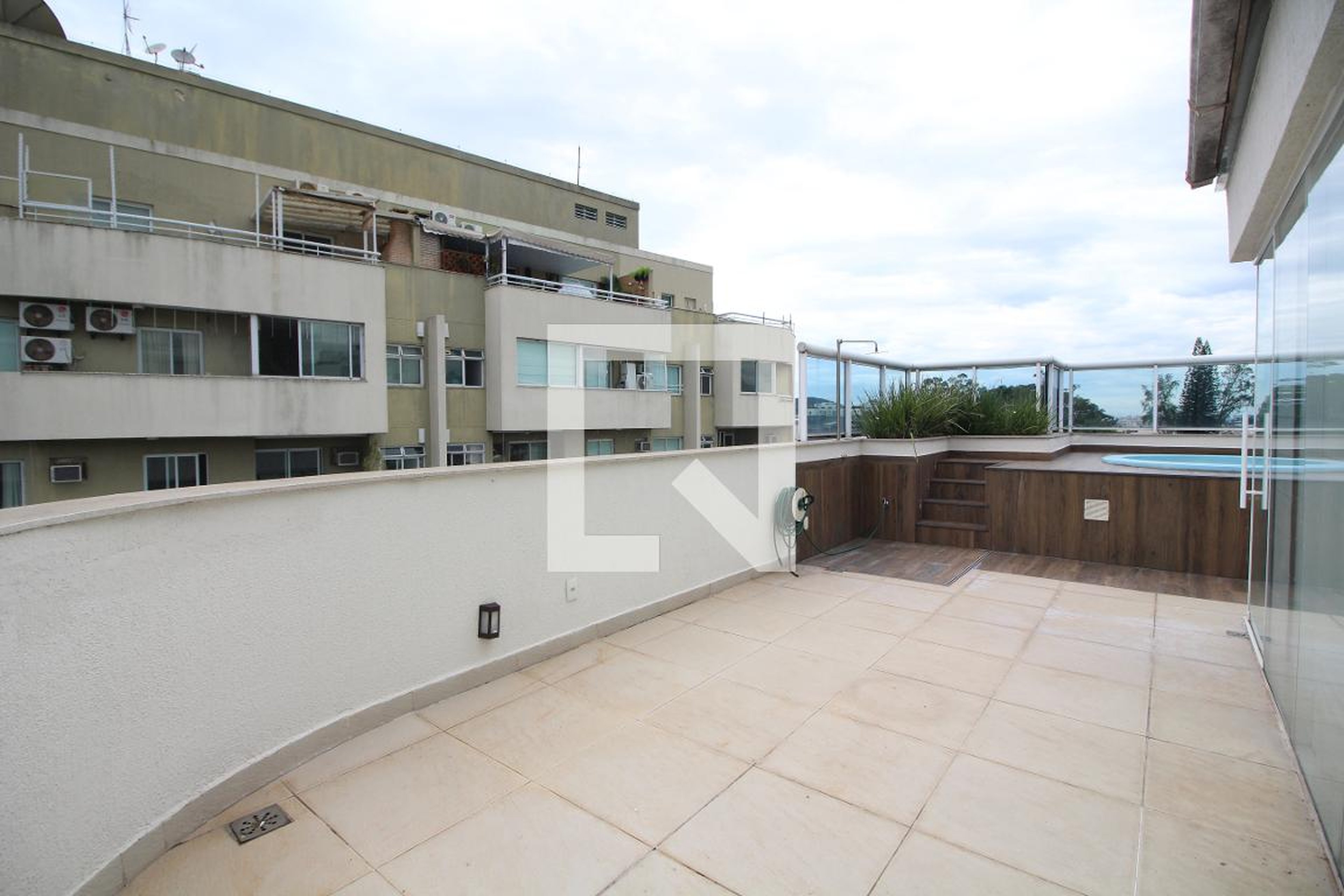 Área Externa - Supreme Elegance