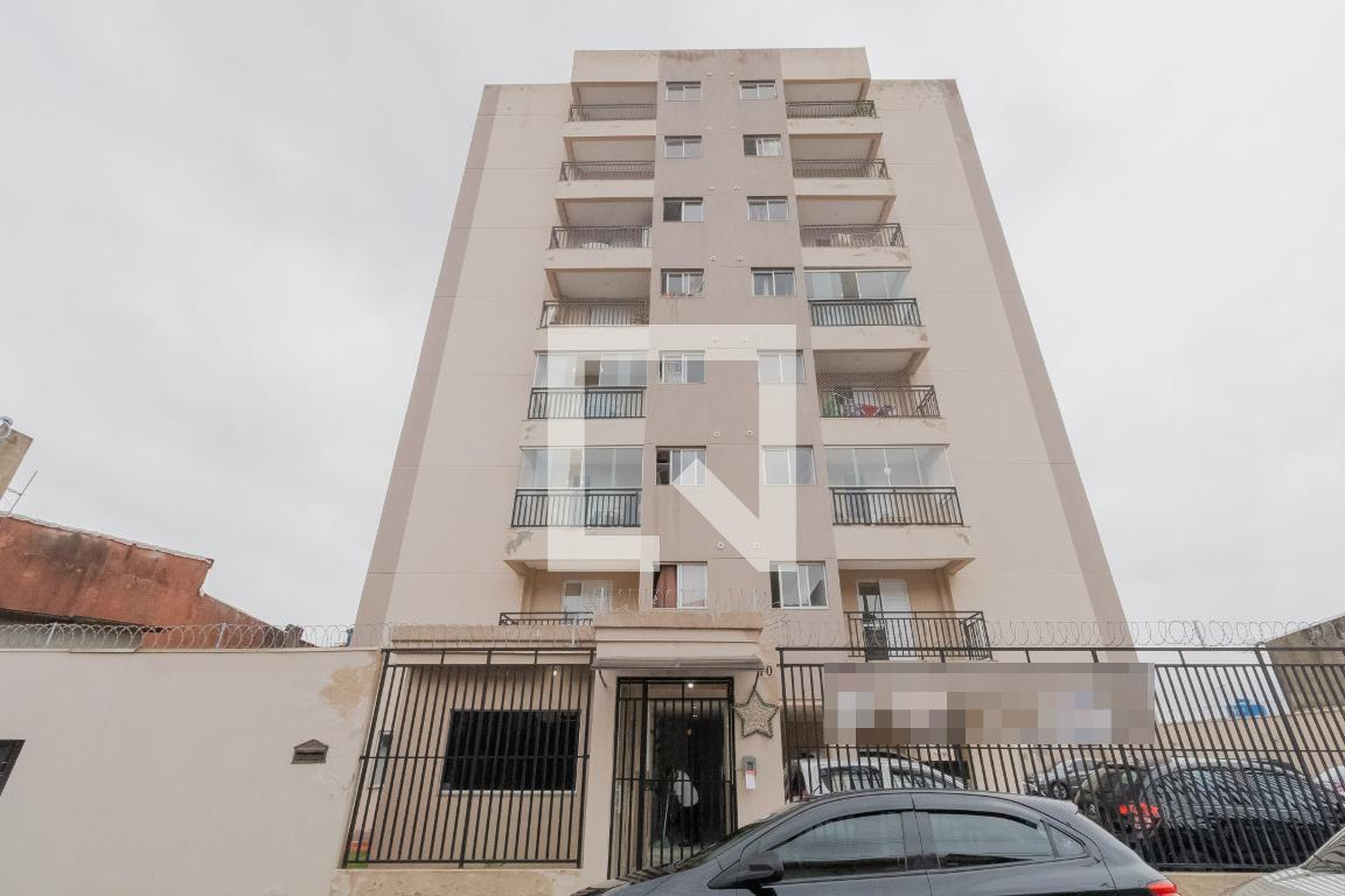 Fachada Condomínio em Rua Vito Modesto Pedote, 78