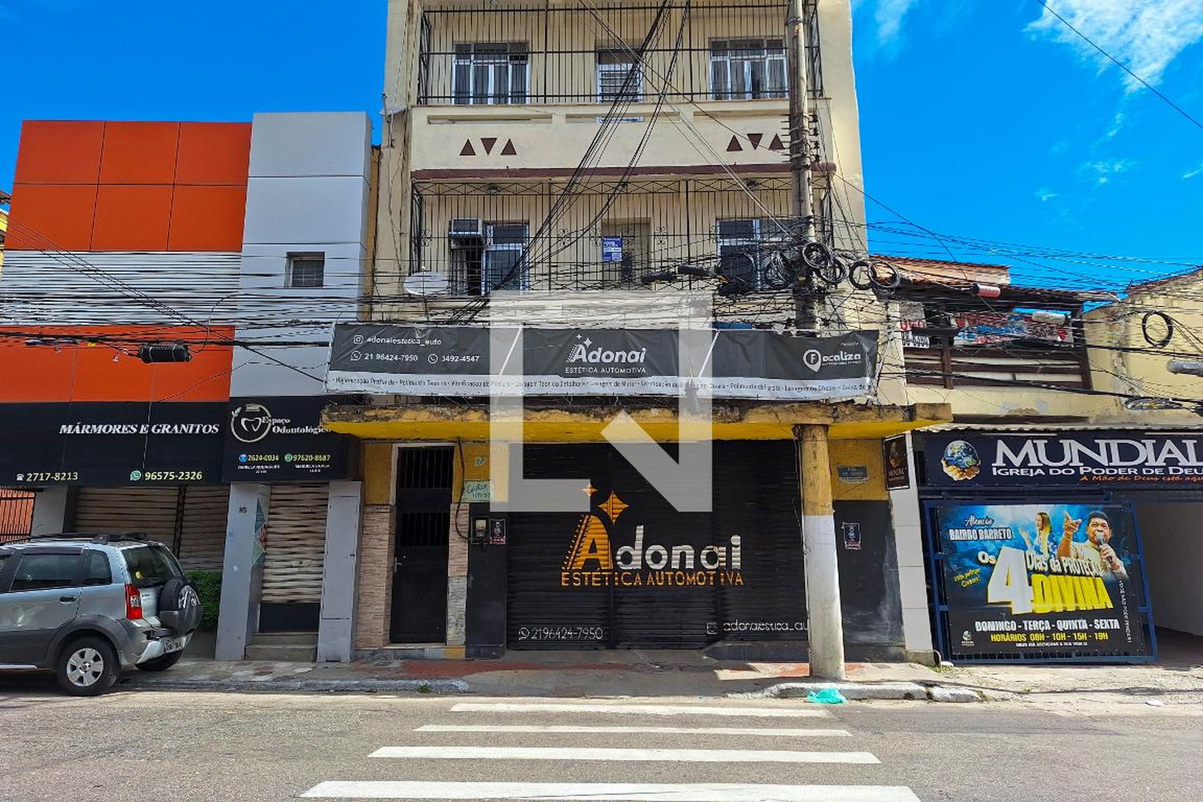 Fachada Condomínio em Rua Doutor March, 14