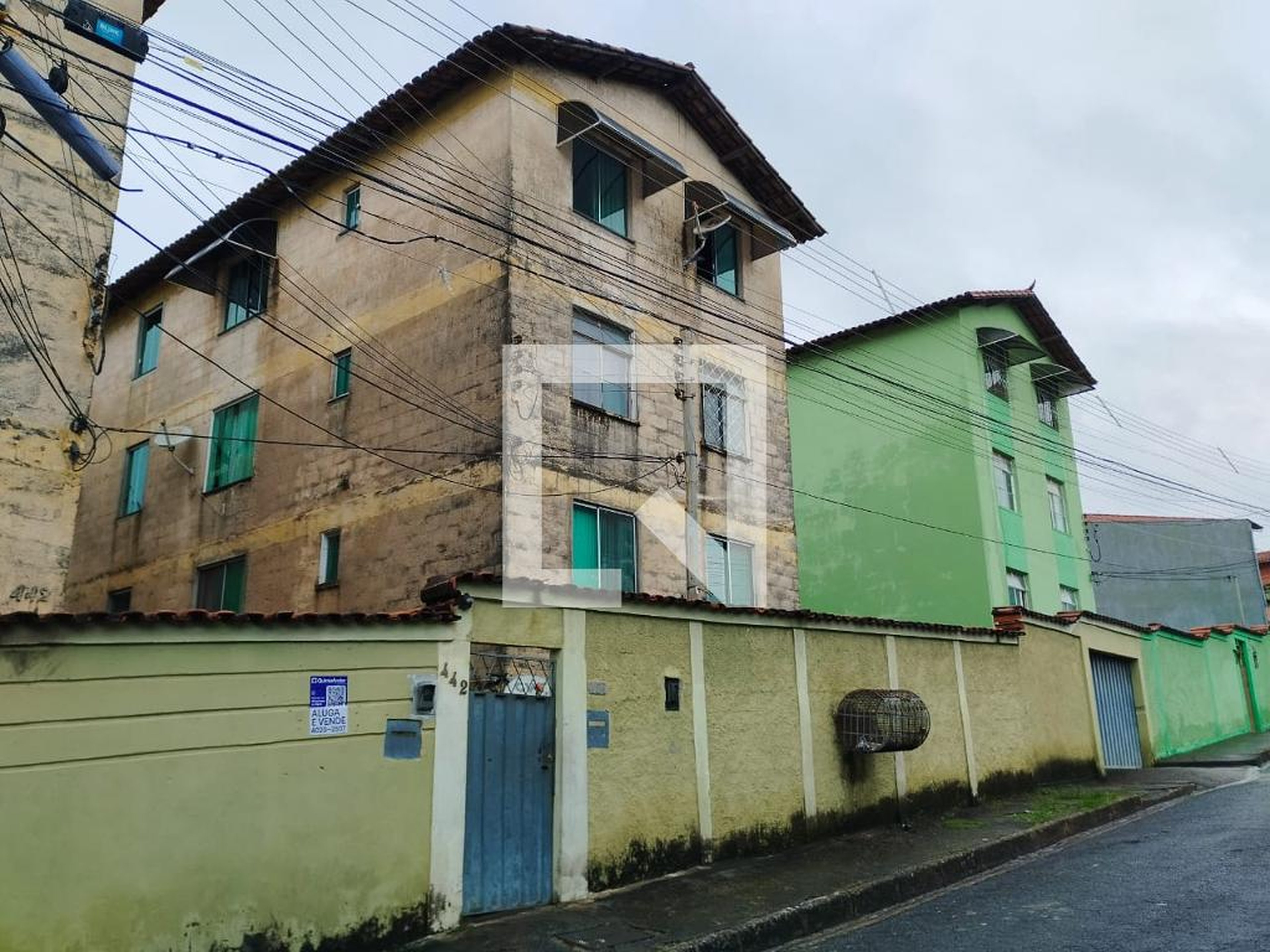 Fachada Condomínio em Rua Barbosa Lima, 454
