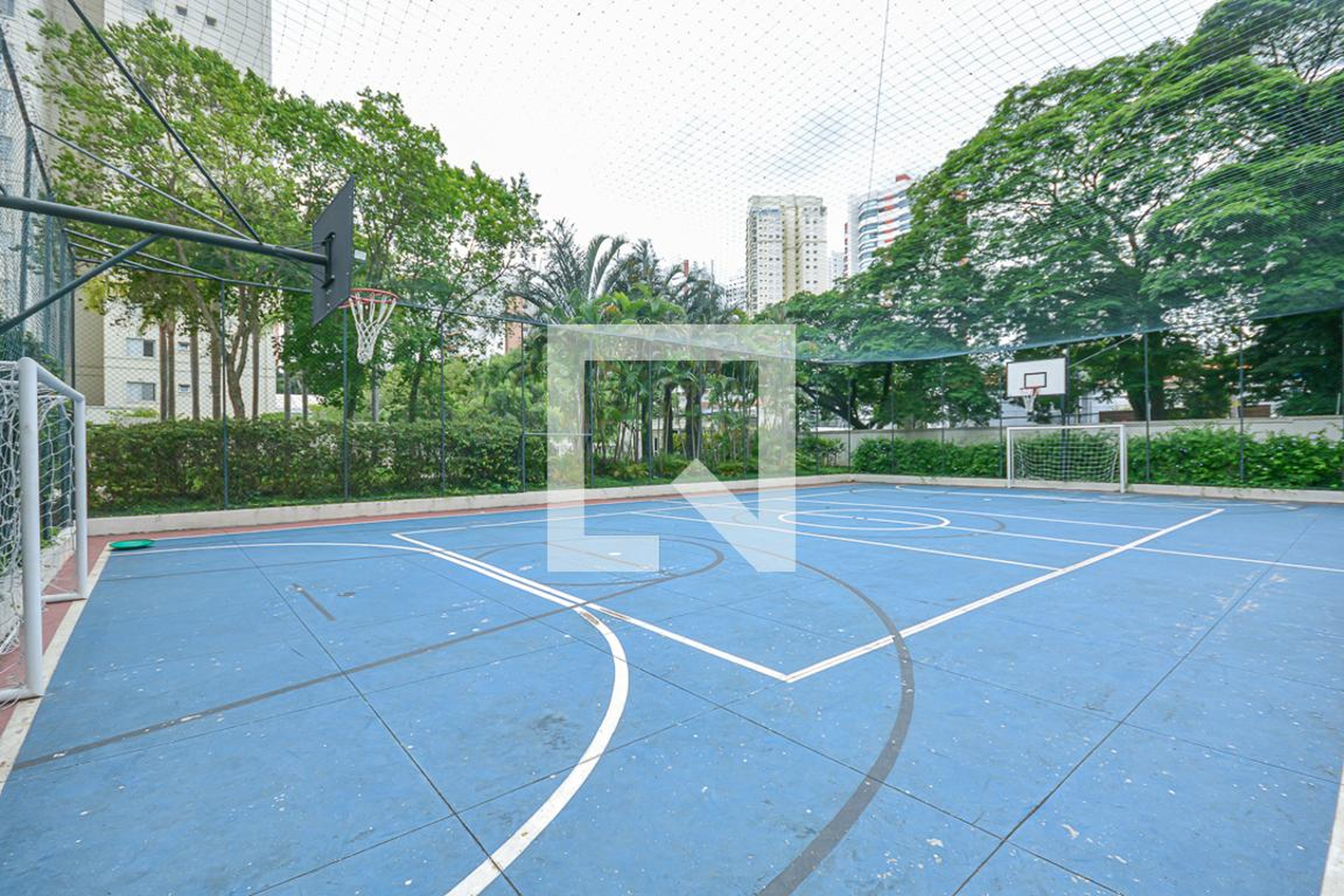 Quadra Esportiva - Maison Guimet