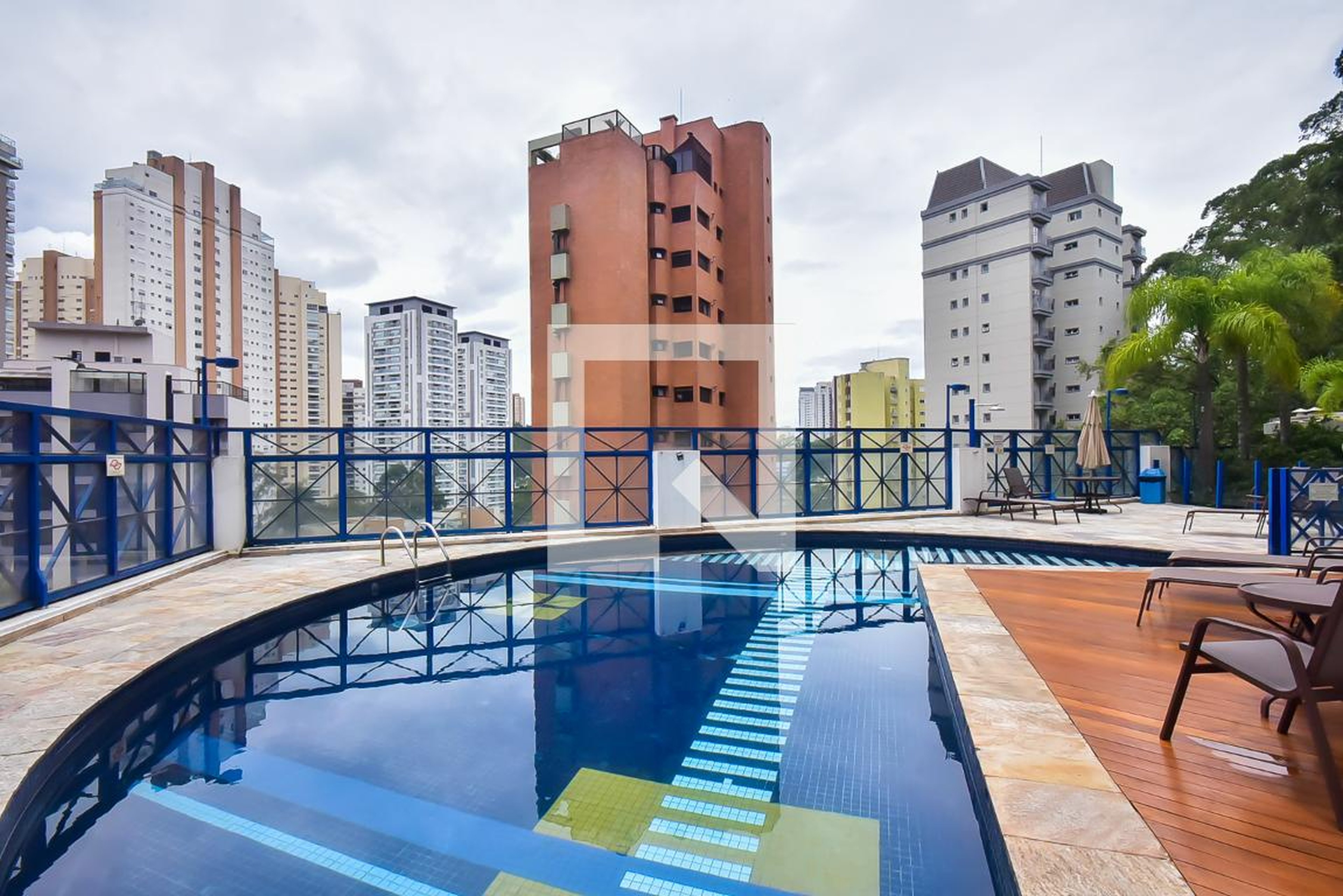 Piscina - Edifício Casa Alta