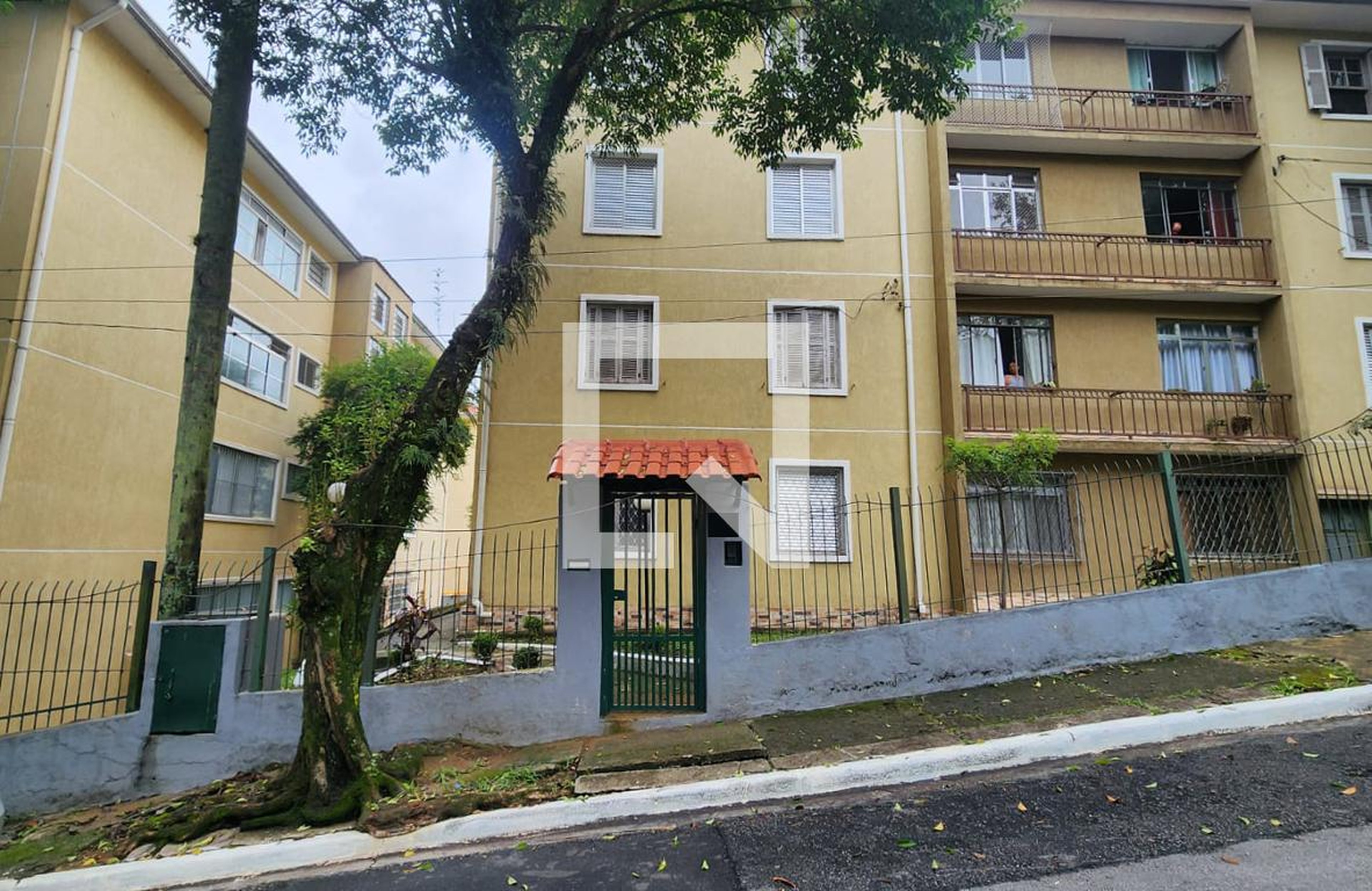 Fachada Condomínio Conjunto Residencial Francisco Morato