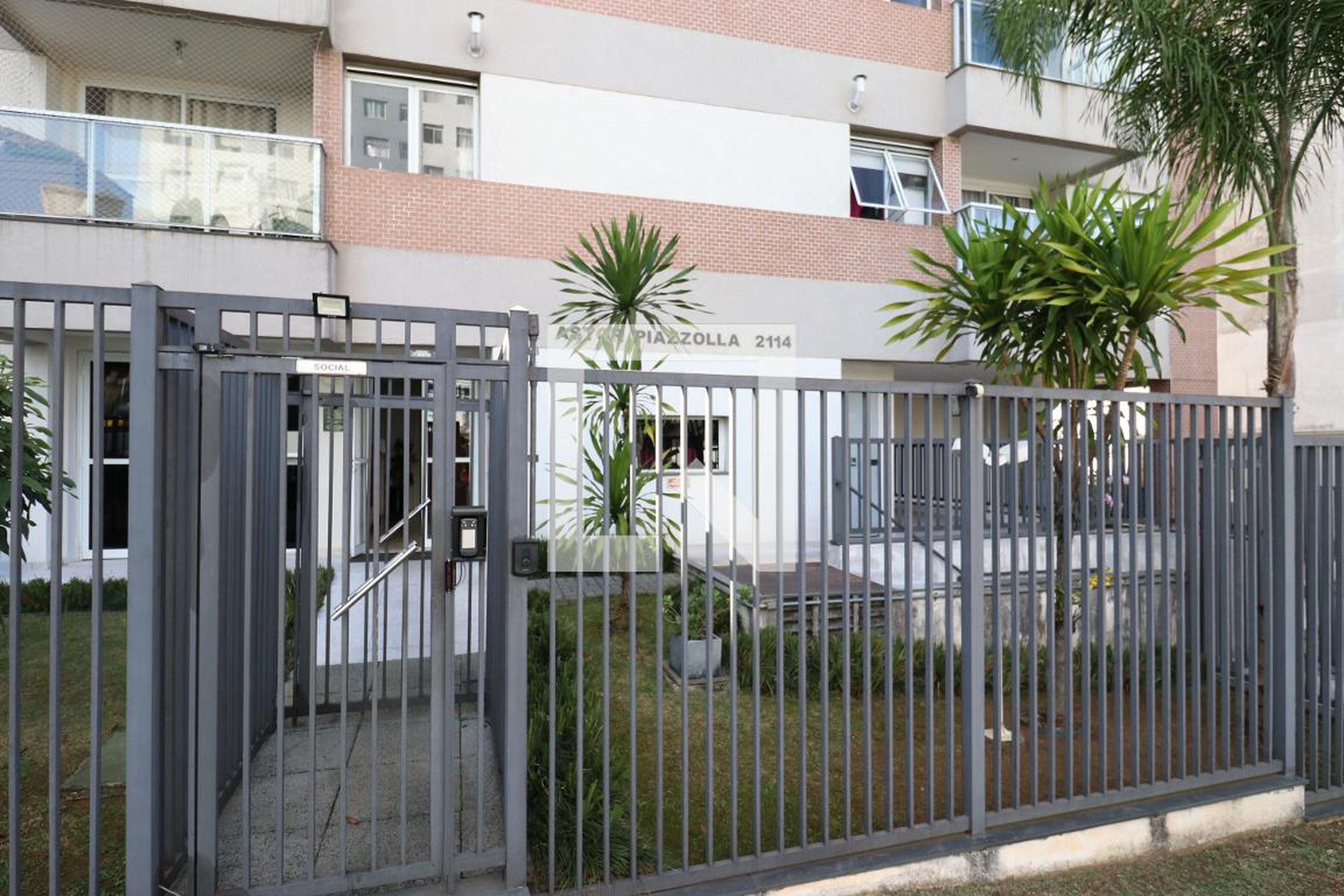 Fachada Condomínio Astor Piazzola